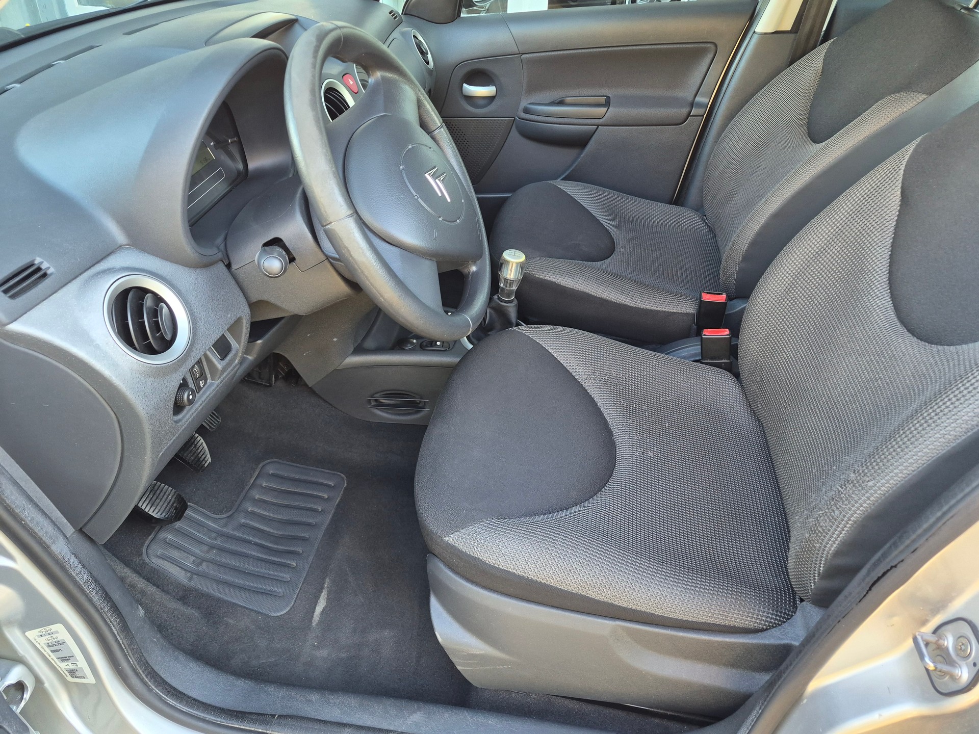 CITROEN C3 1.4i Furio-image-5