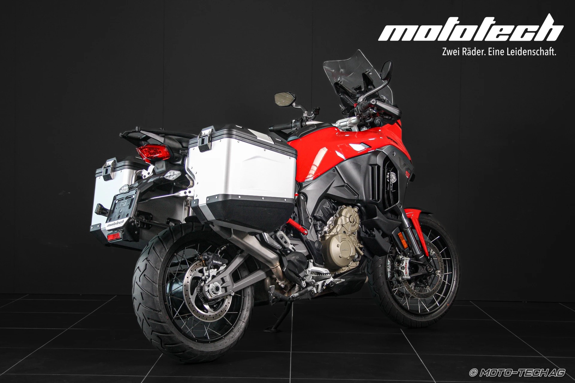 DUCATI Multistrada V4 S Adventure Travel + Radar MY25-showroom-element-2