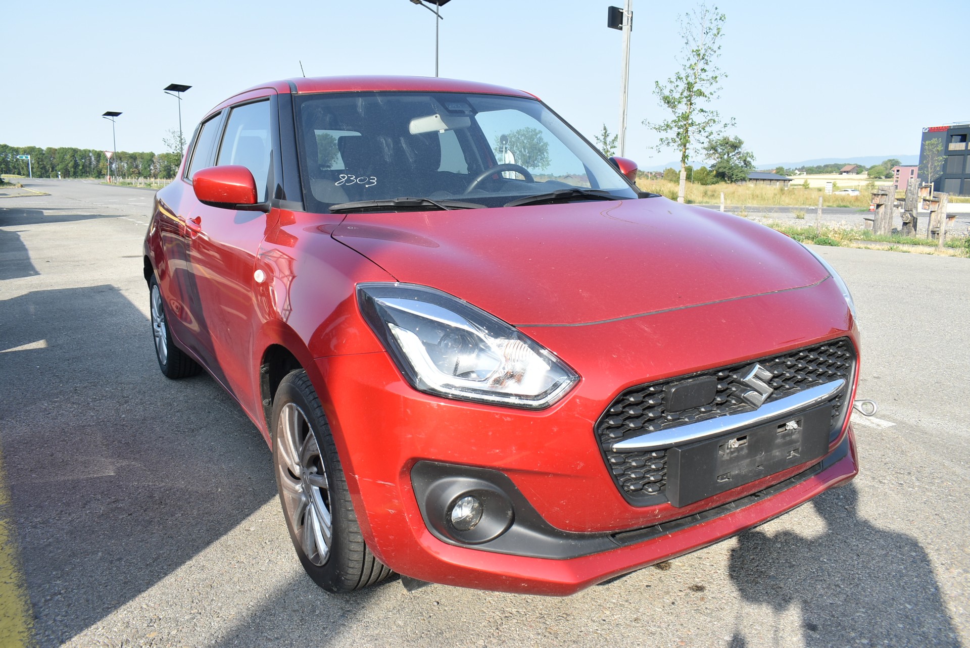SUZUKI Swift 1.2 Compact + 4x4 Hybrid-image-4