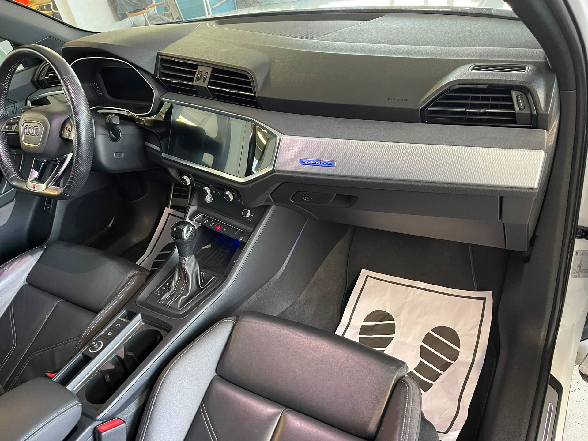 AUDI Q3 40 TFSI S line quattro S-tronic | CH-Auto | Ab MFK 09.2025 | S-Line Paket-image-8