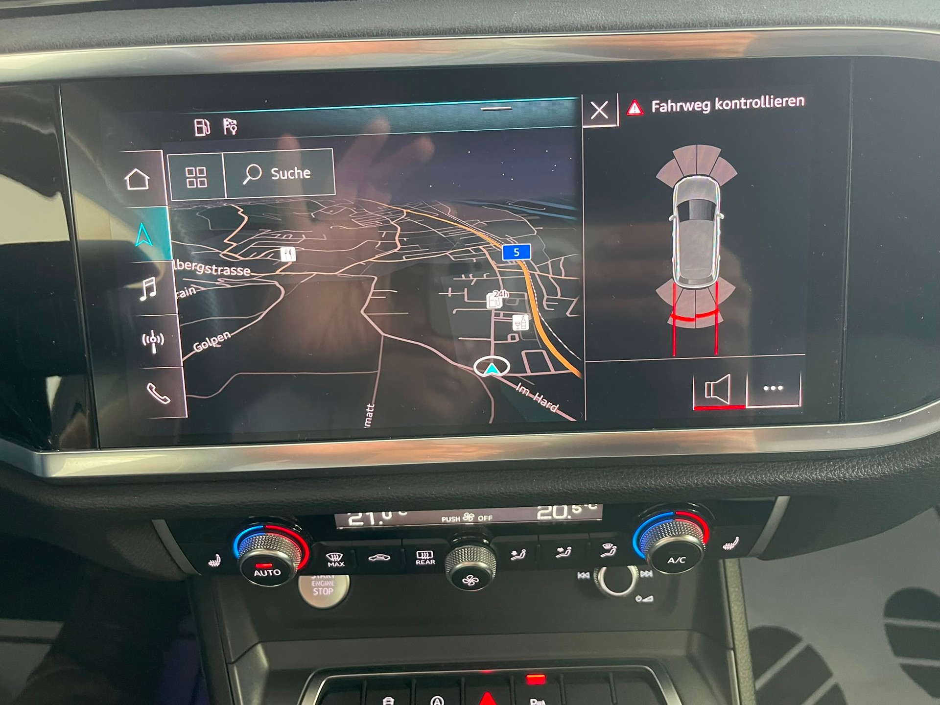 AUDI Q3 40 TFSI S line quattro S-tronic | CH-Auto | Ab MFK 09.2025 | S-Line Paket-image-14