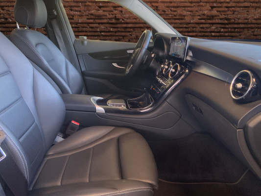 MERCEDES-BENZ GLC 200 d 4Matic-image-10