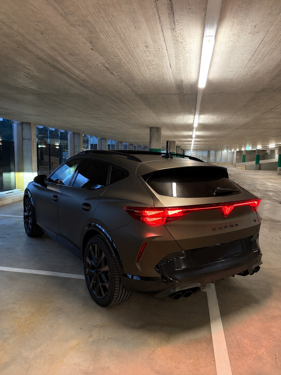 CUPRA 2.0 TSI Extreme 4Drive DSG-image-1