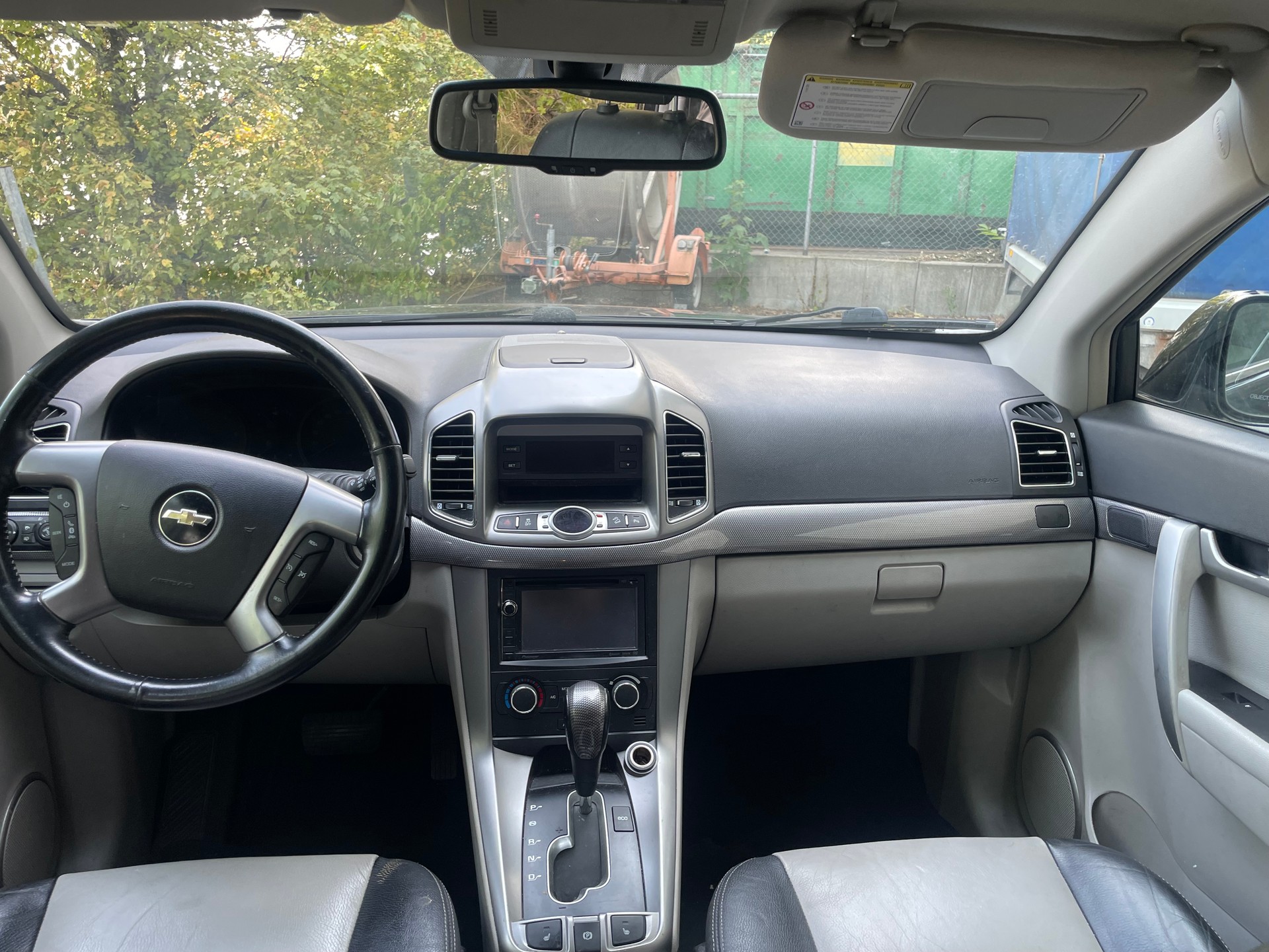 CHEVROLET Captiva 2.2 VCDi Louis Edition 4WD Automatic-image-5