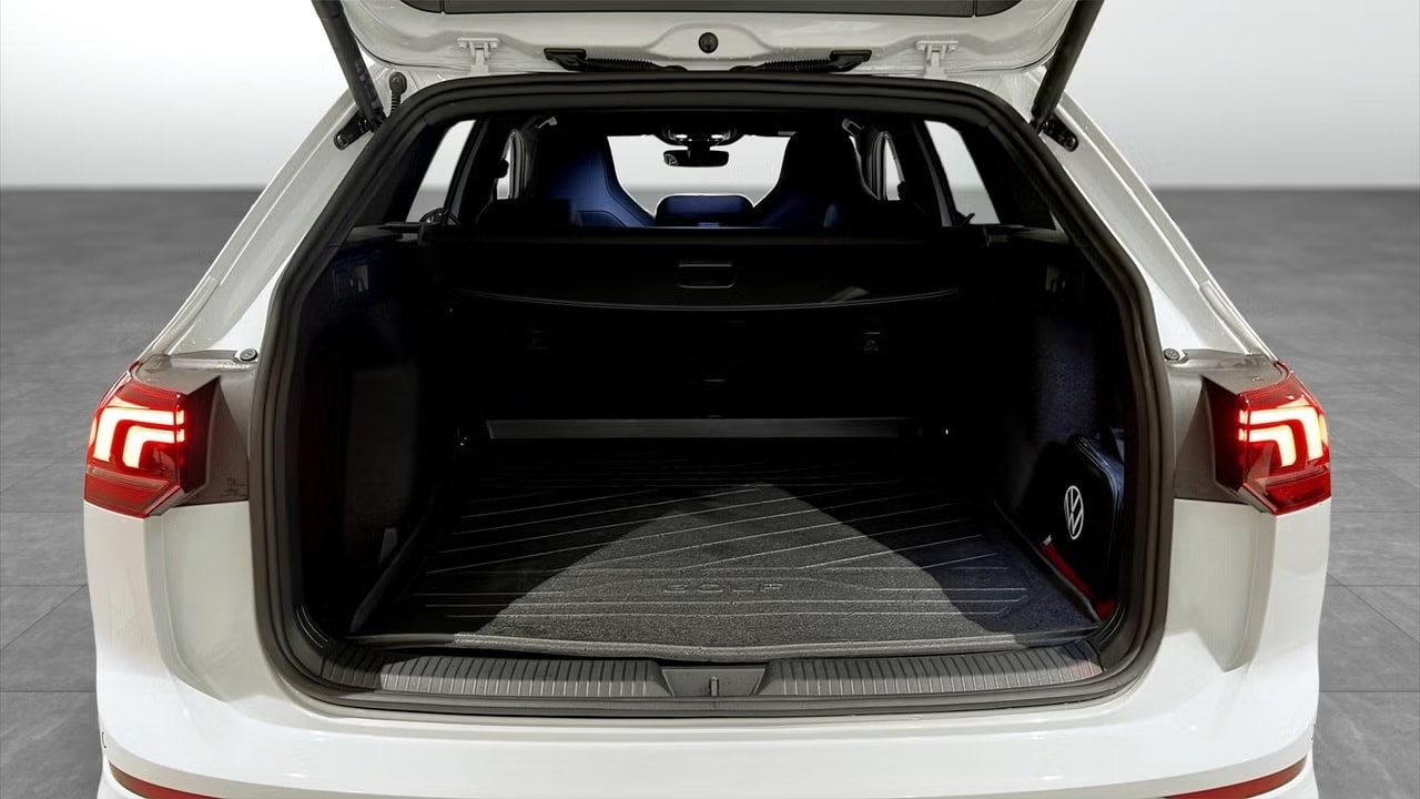 VW Golf Variant 2.0 TSI R-Line DSG 4 Motion-image-4