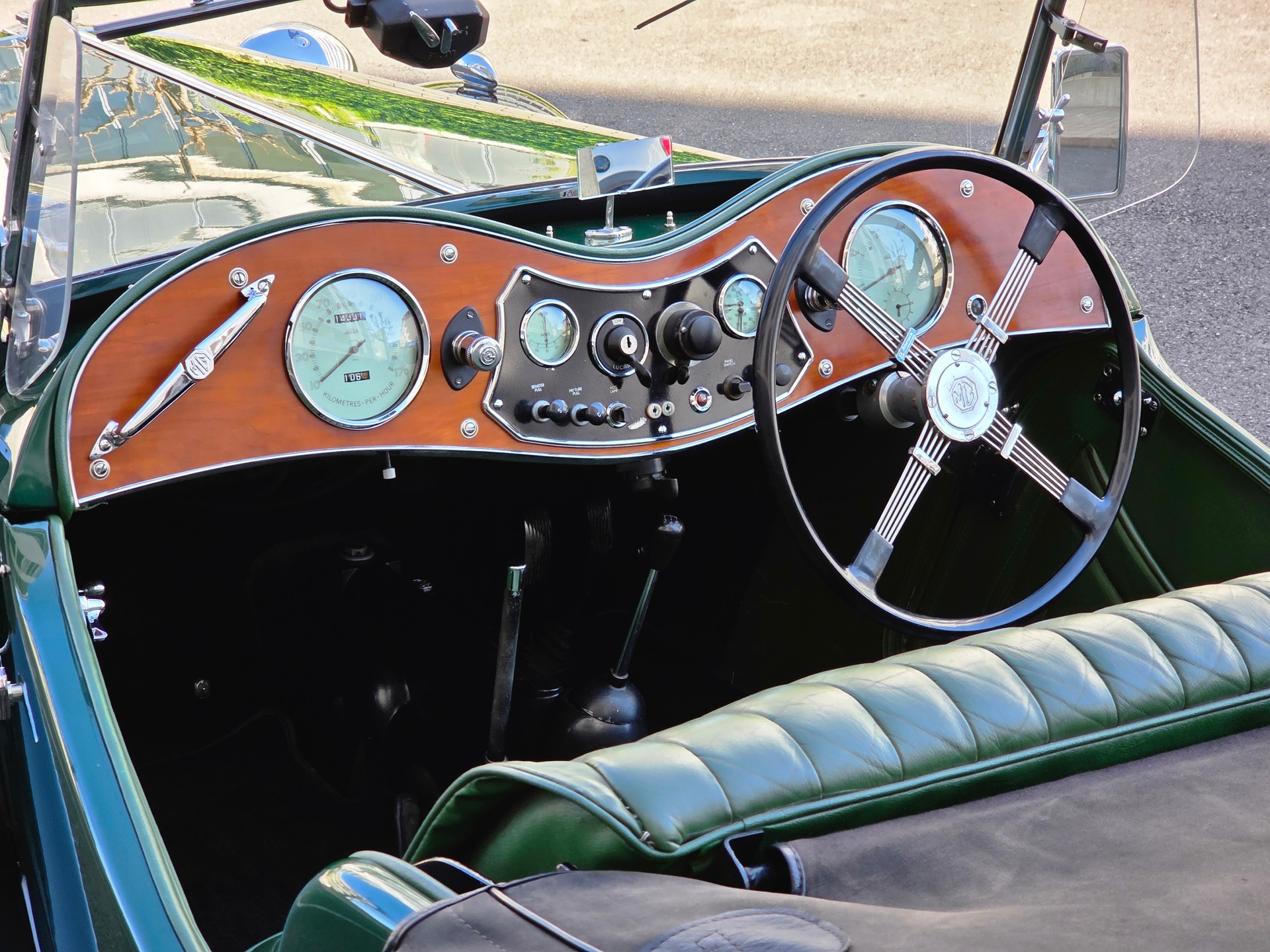 MG TC - configuration et état fantastiques - entièrement restaurée - service et expertise du jour.-image-13