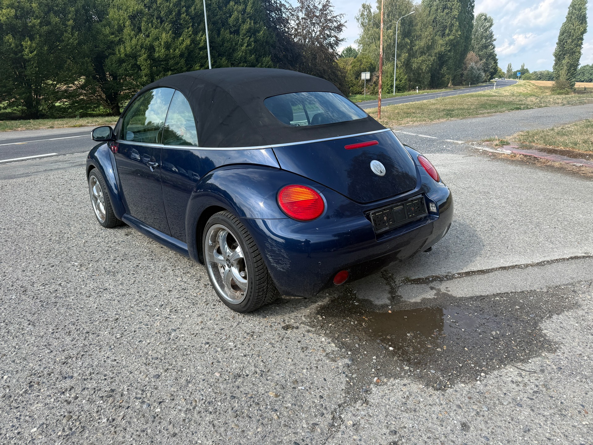 VW Beetle 1.9 TDI-image-5