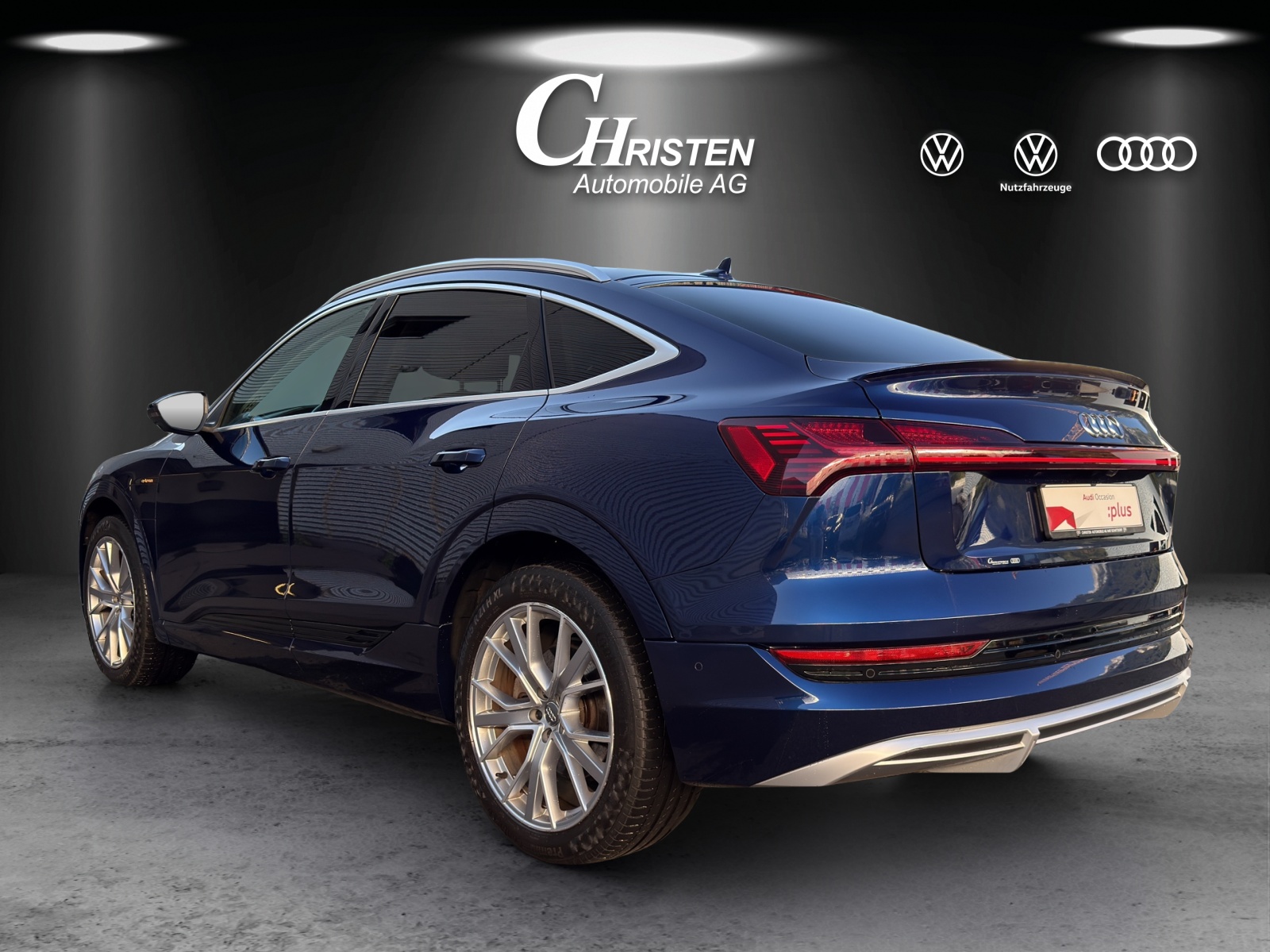 AUDI e-tron 55 Sportback S Line quattro-image-4