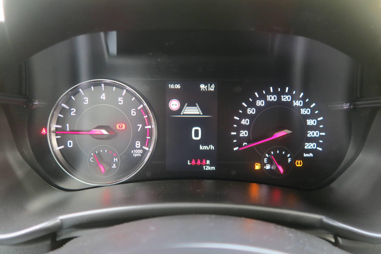 SUZUKI Swift 1.2 Piz Sulai Top Hybrid 4x4-image-6