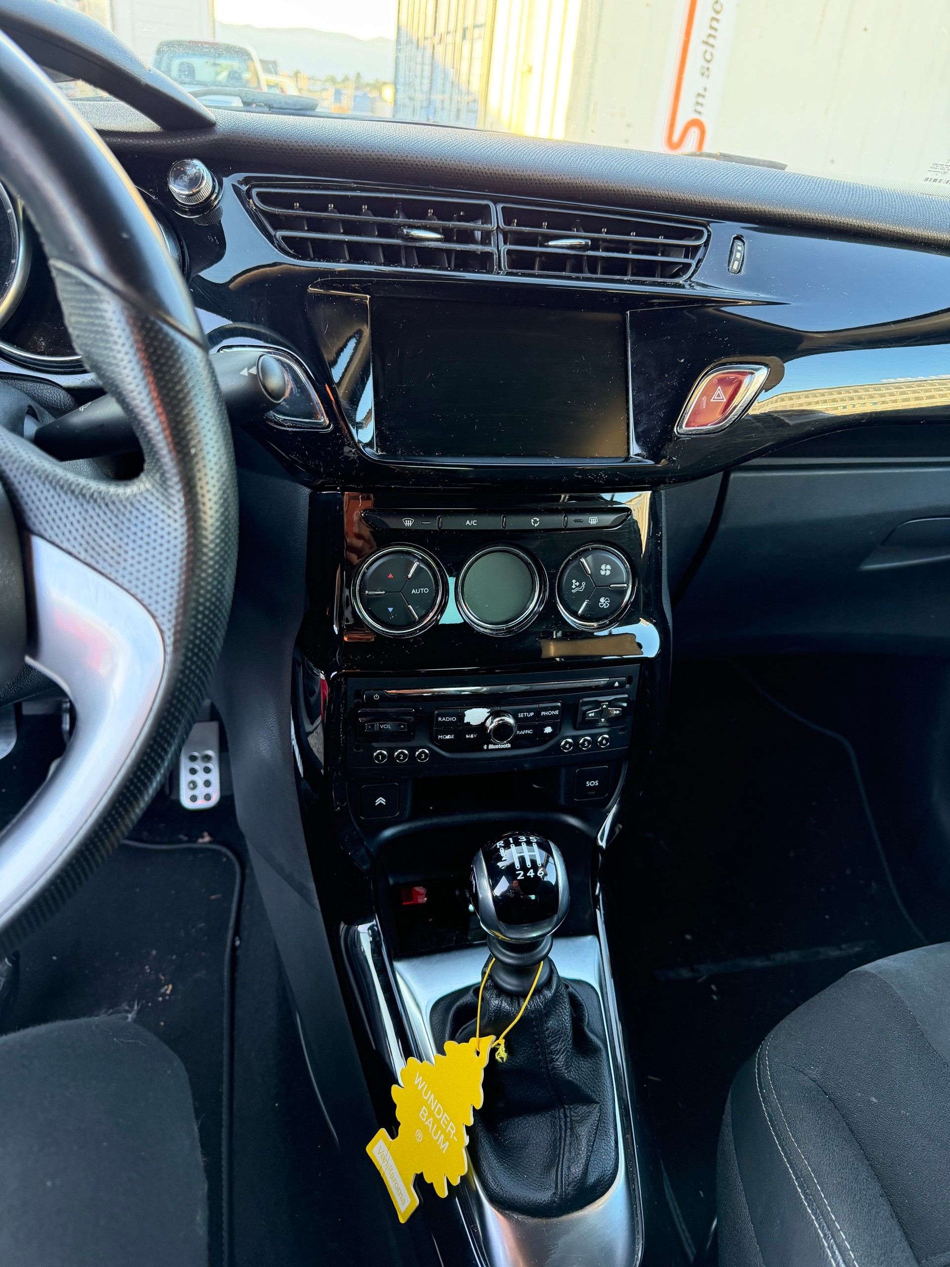 DS AUTOMOBILES DS3 1.6 THP Ultra Prestige-image-5