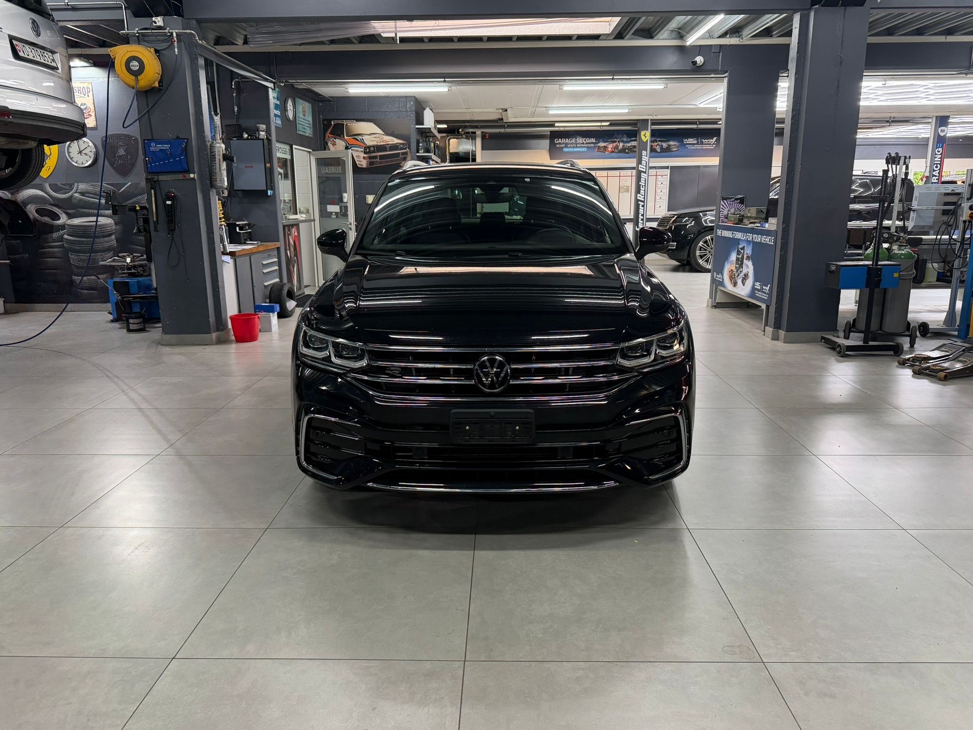 VW Tiguan 1.5TSI Evo R-Line DSG-image-1