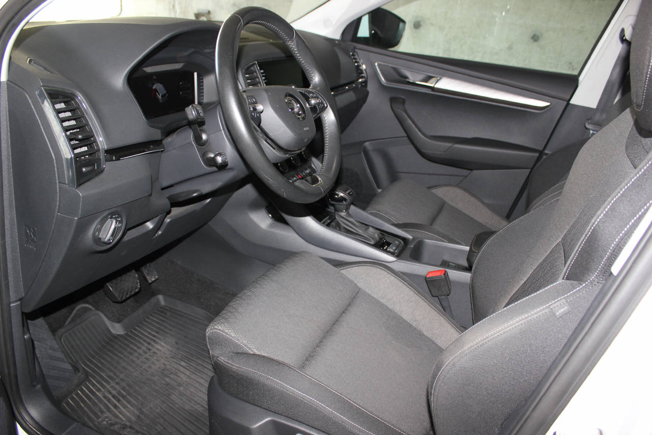 SKODA Karoq 2.0 TDI Selection 4x4 DSG-image-5