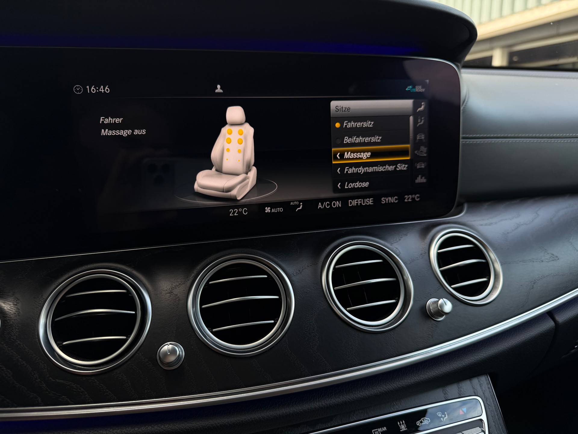 MERCEDES-BENZ E 53 AMG 4Matic 9G-Tronic-image-17
