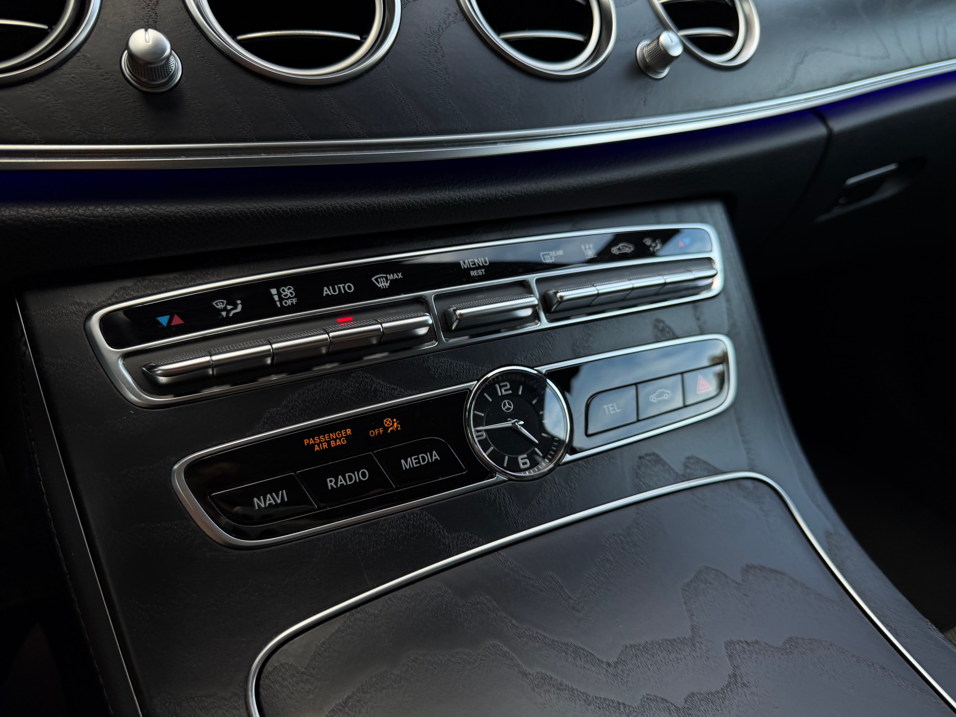 MERCEDES-BENZ E 53 AMG 4Matic 9G-Tronic-image-19