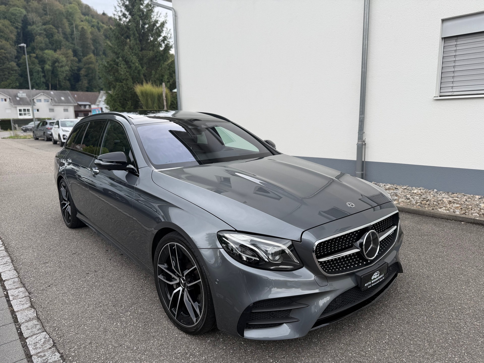 MERCEDES-BENZ E 53 AMG 4Matic 9G-Tronic-image-2