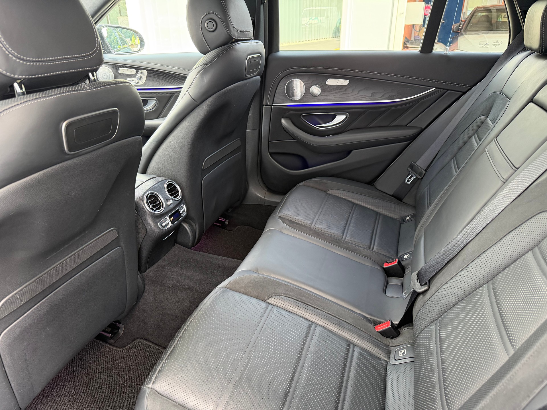 MERCEDES-BENZ E 53 AMG 4Matic 9G-Tronic-image-10