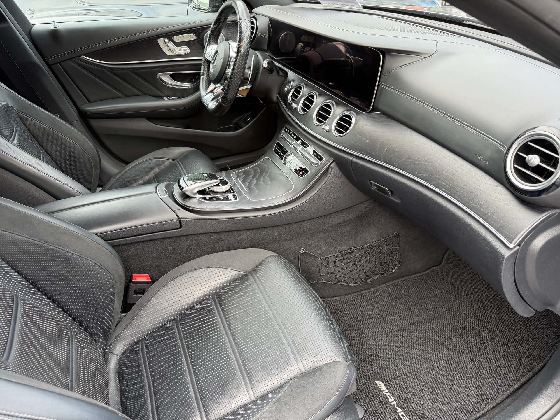 MERCEDES-BENZ E 53 AMG 4Matic 9G-Tronic-image-8