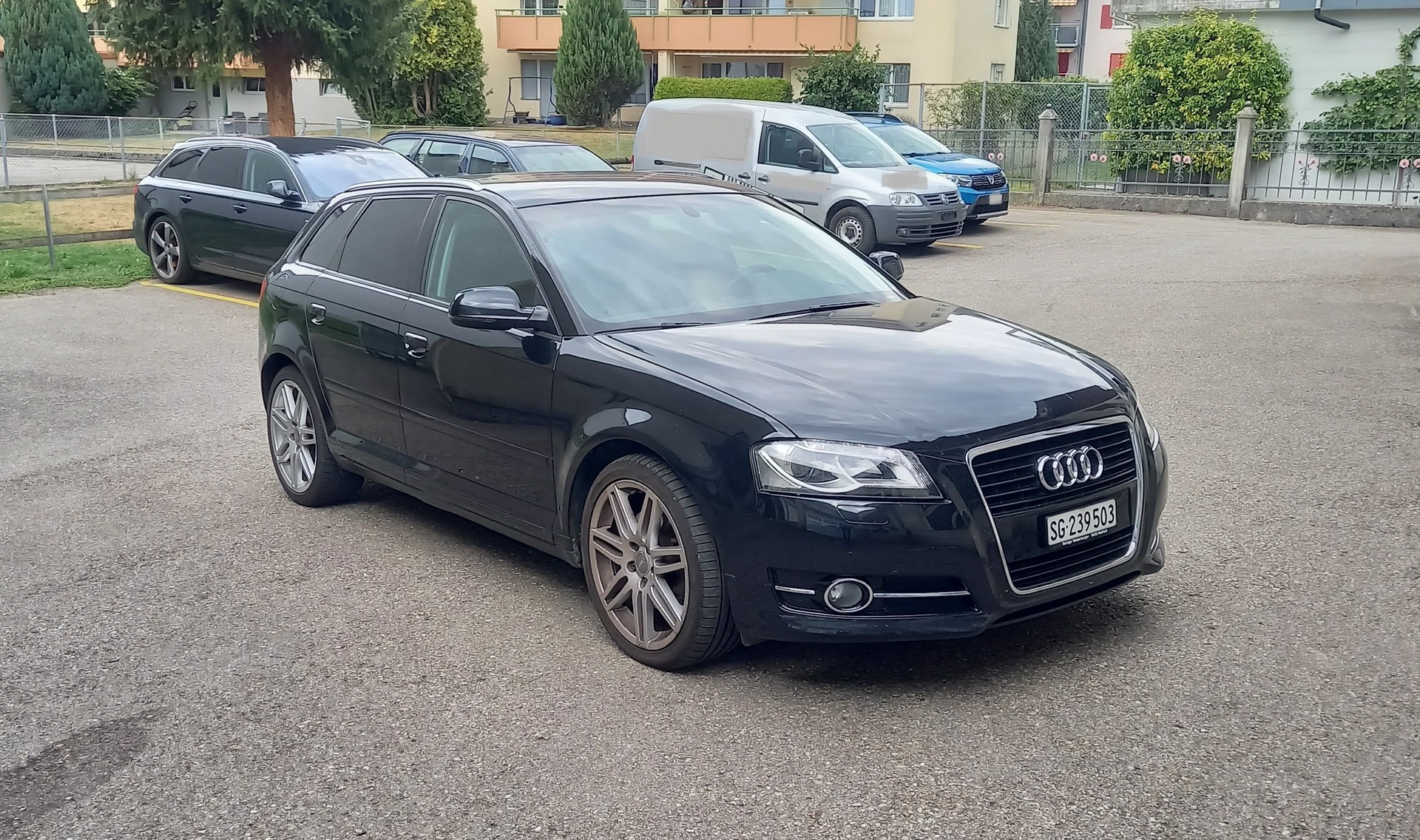 AUDI 2.0 16V T FSI Ambiente-image-0