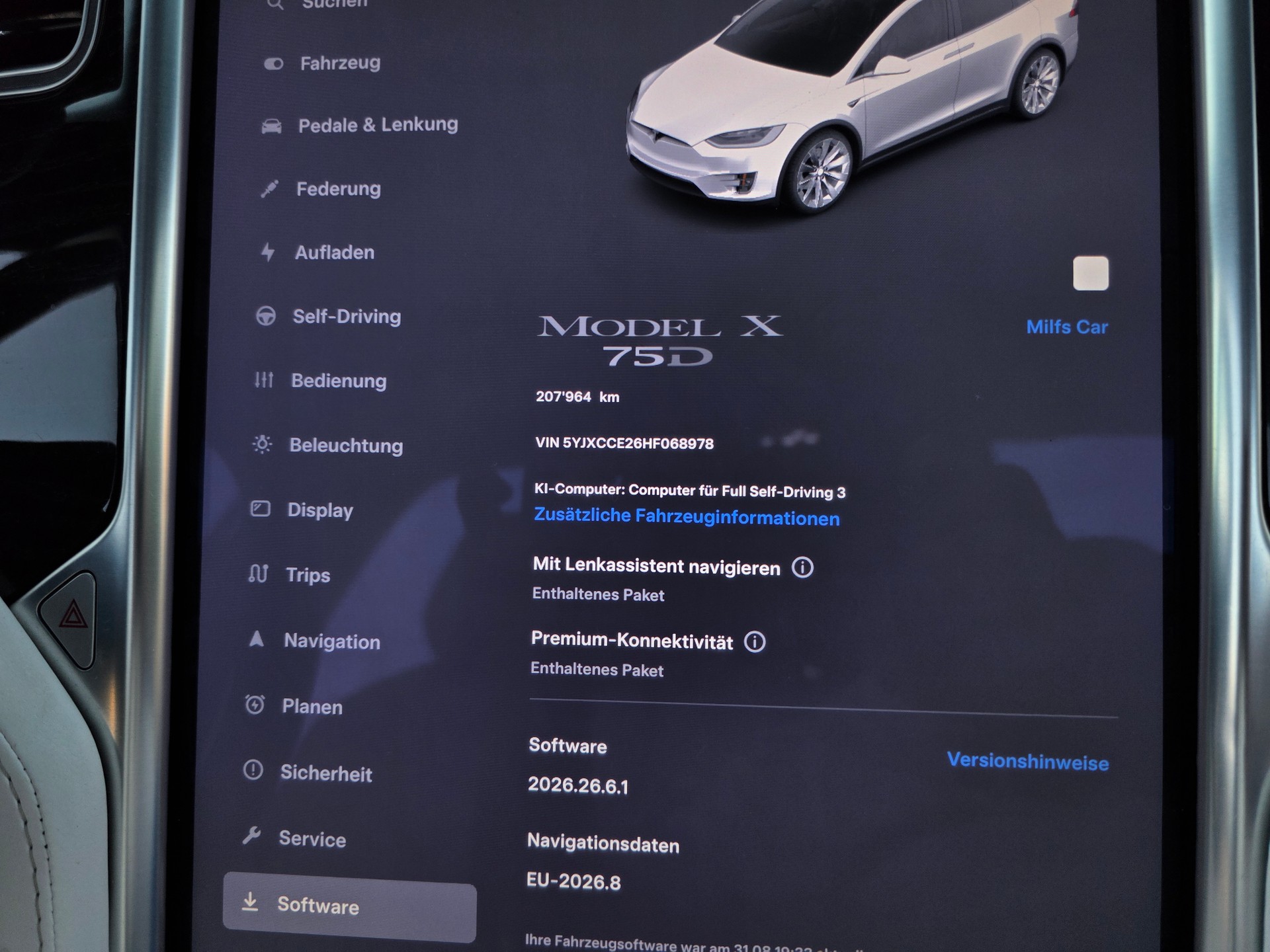 TESLA Model X 75 D-image-14