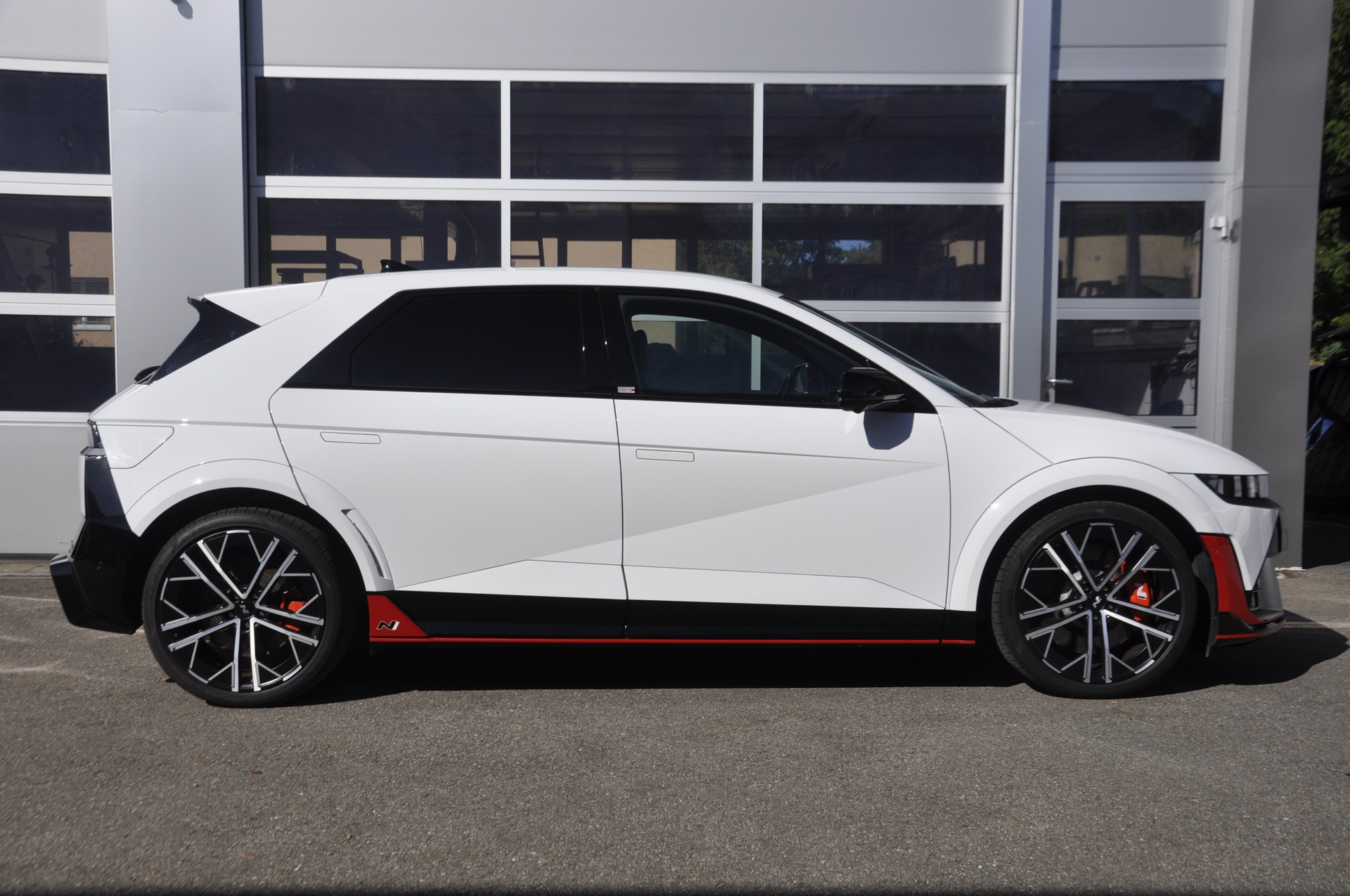 HYUNDAI Ioniq 5 N 84kWh 4WD-image-1