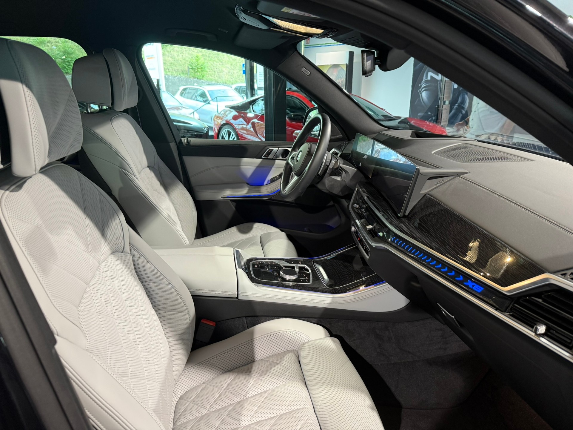 BMW X5 xDrive 48V 30d M Sport Pro Steptronic-image-13