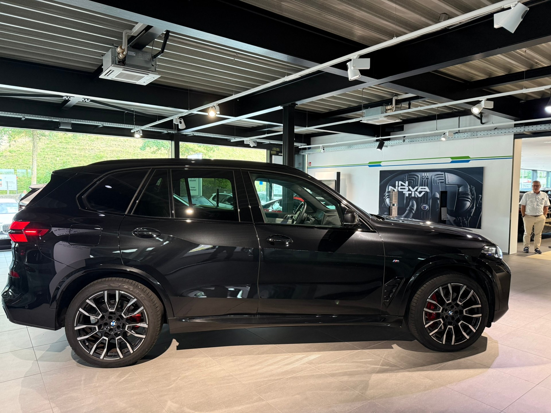 BMW X5 xDrive 48V 30d M Sport Pro Steptronic-image-3