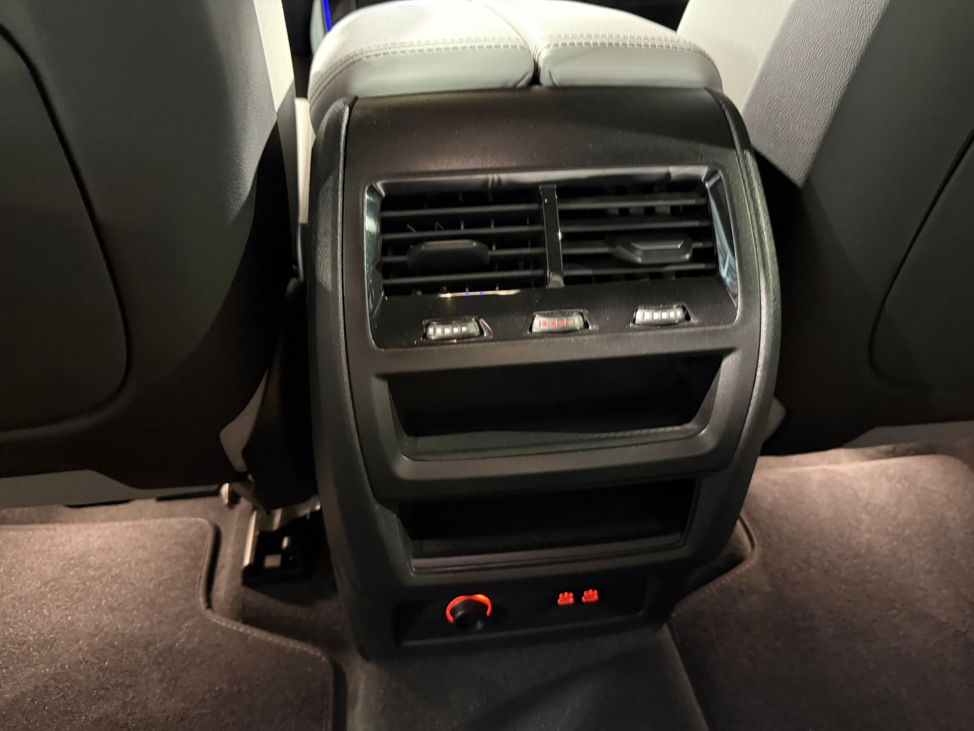 BMW X5 xDrive 48V 30d M Sport Pro Steptronic-image-19