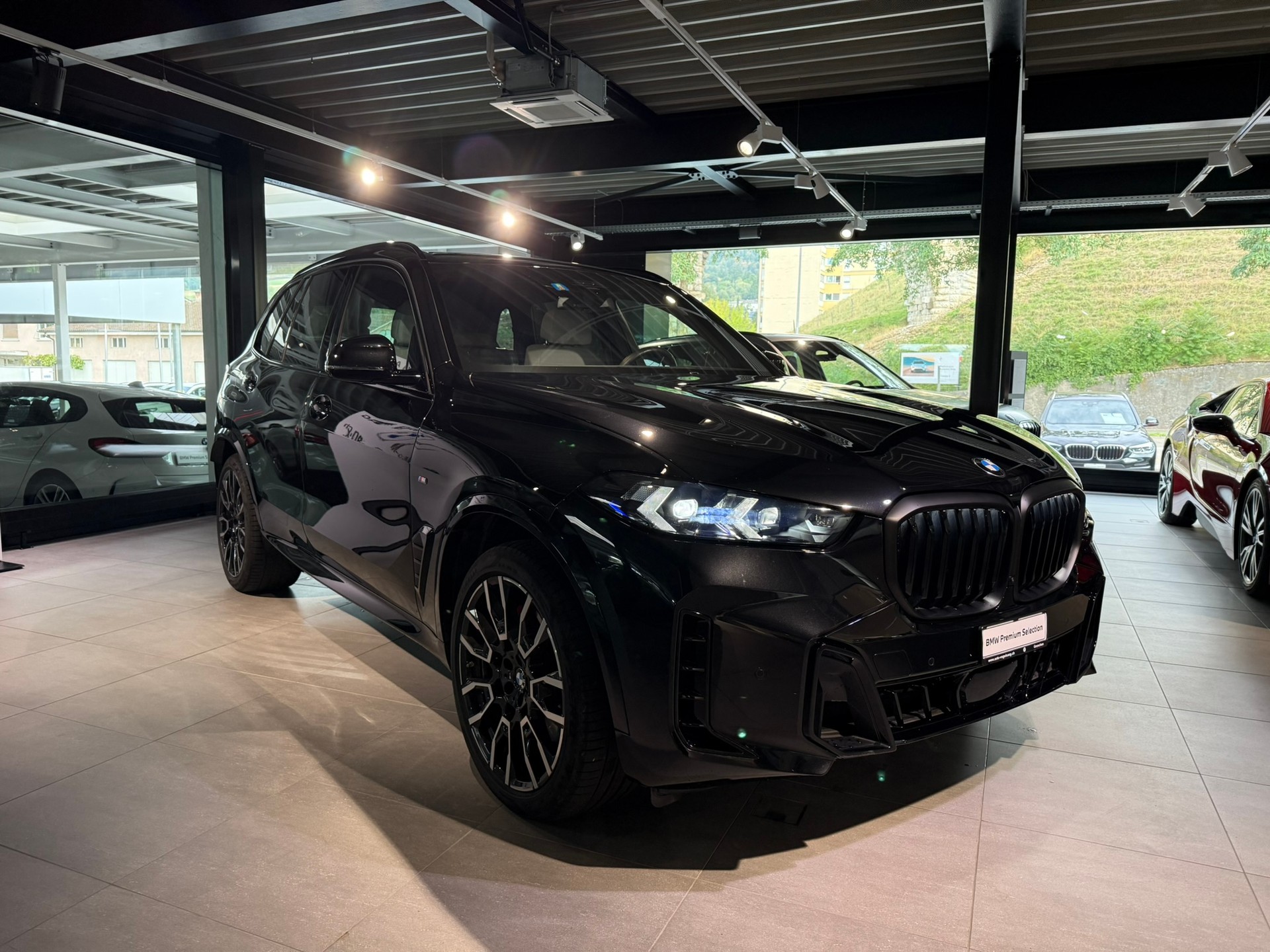 BMW X5 xDrive 48V 30d M Sport Pro Steptronic-image-2