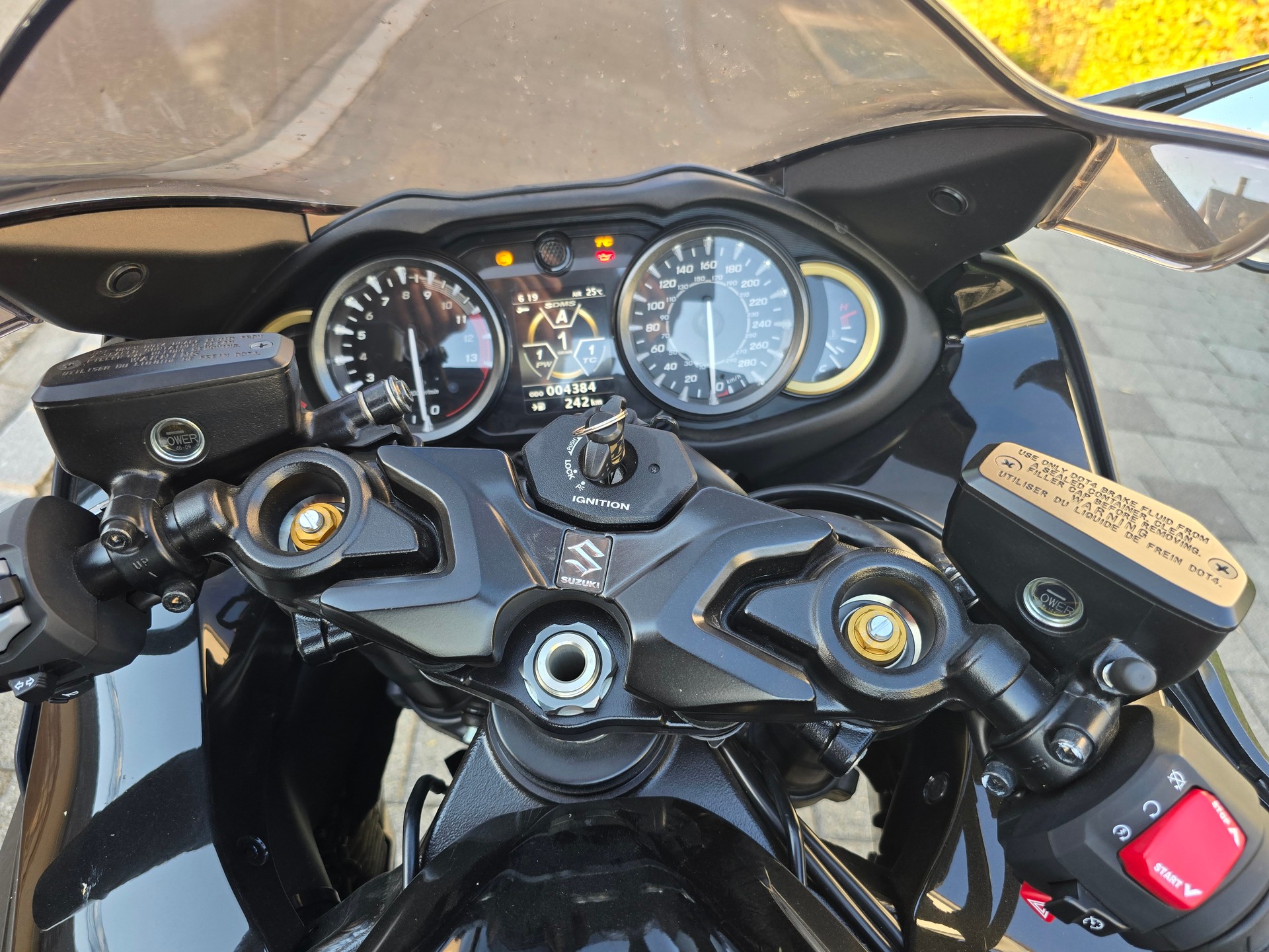 SUZUKI GSX 1300 RR Hayabusa-image-6