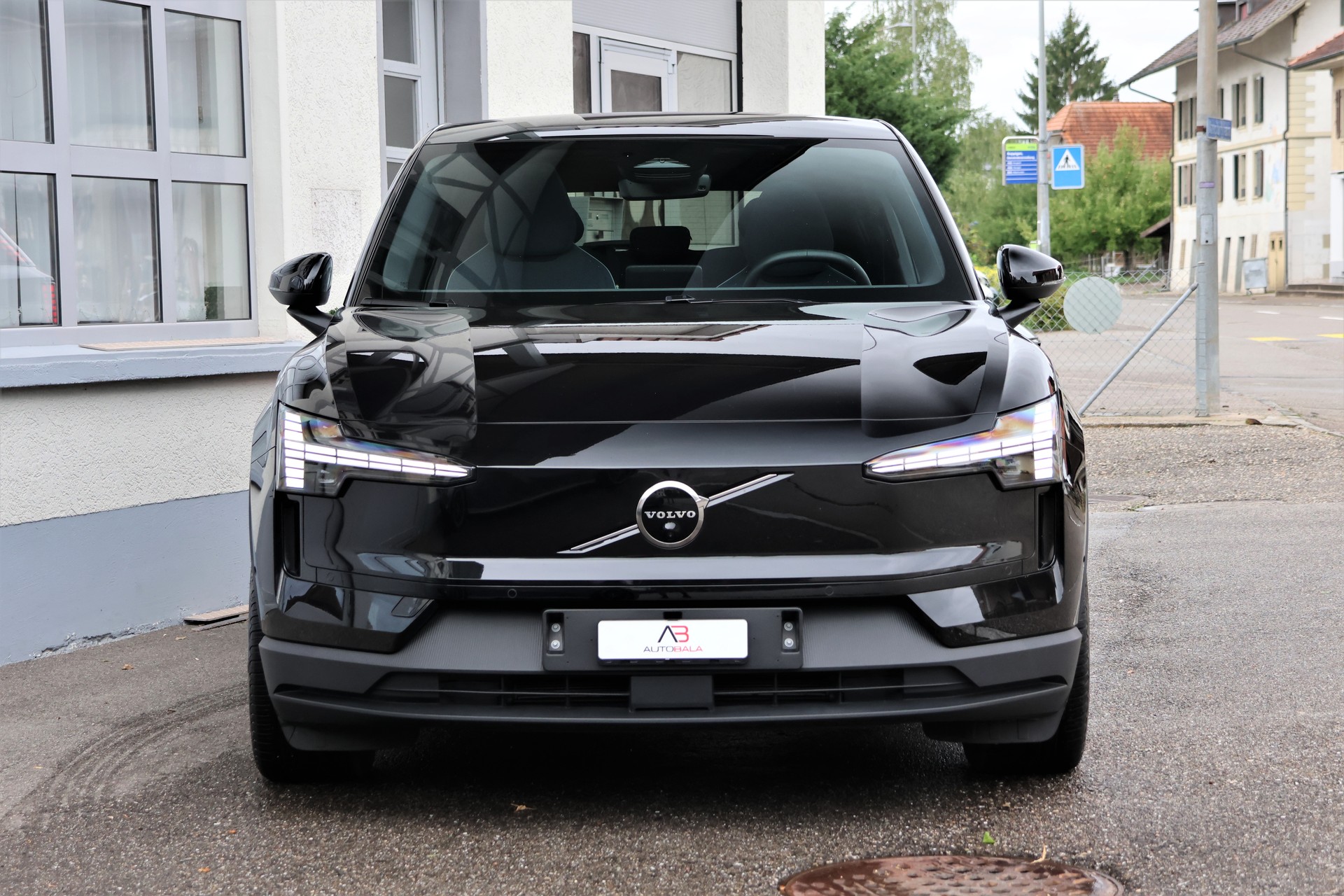 VOLVO EX30 E60 69kWh Twin Ultra Performance AWD (CH)-showroom-element-1