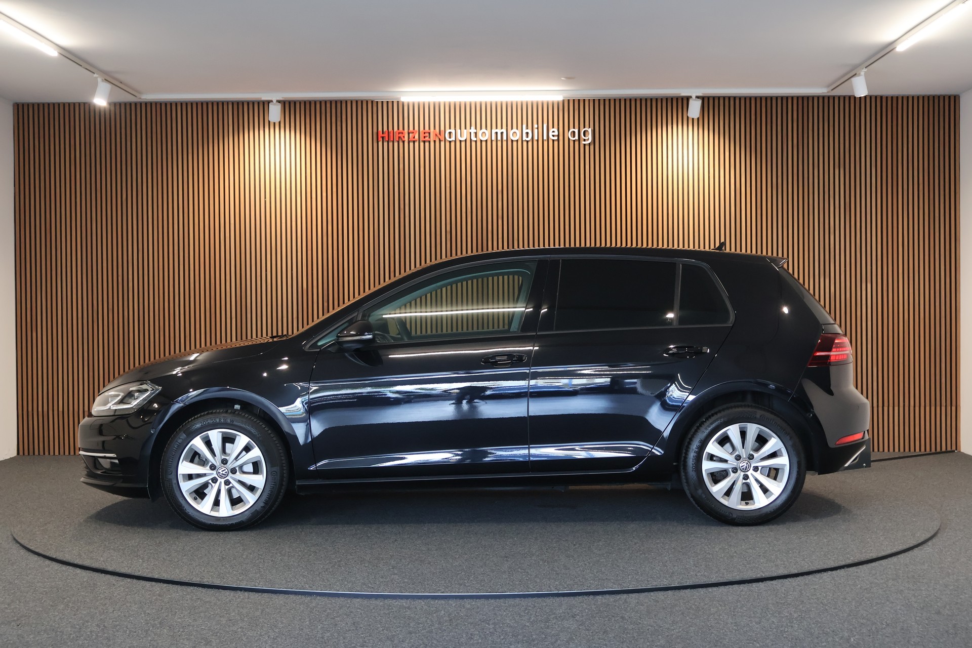 VW Golf 1.5 TSI EVO Comfortline DSG-image-1