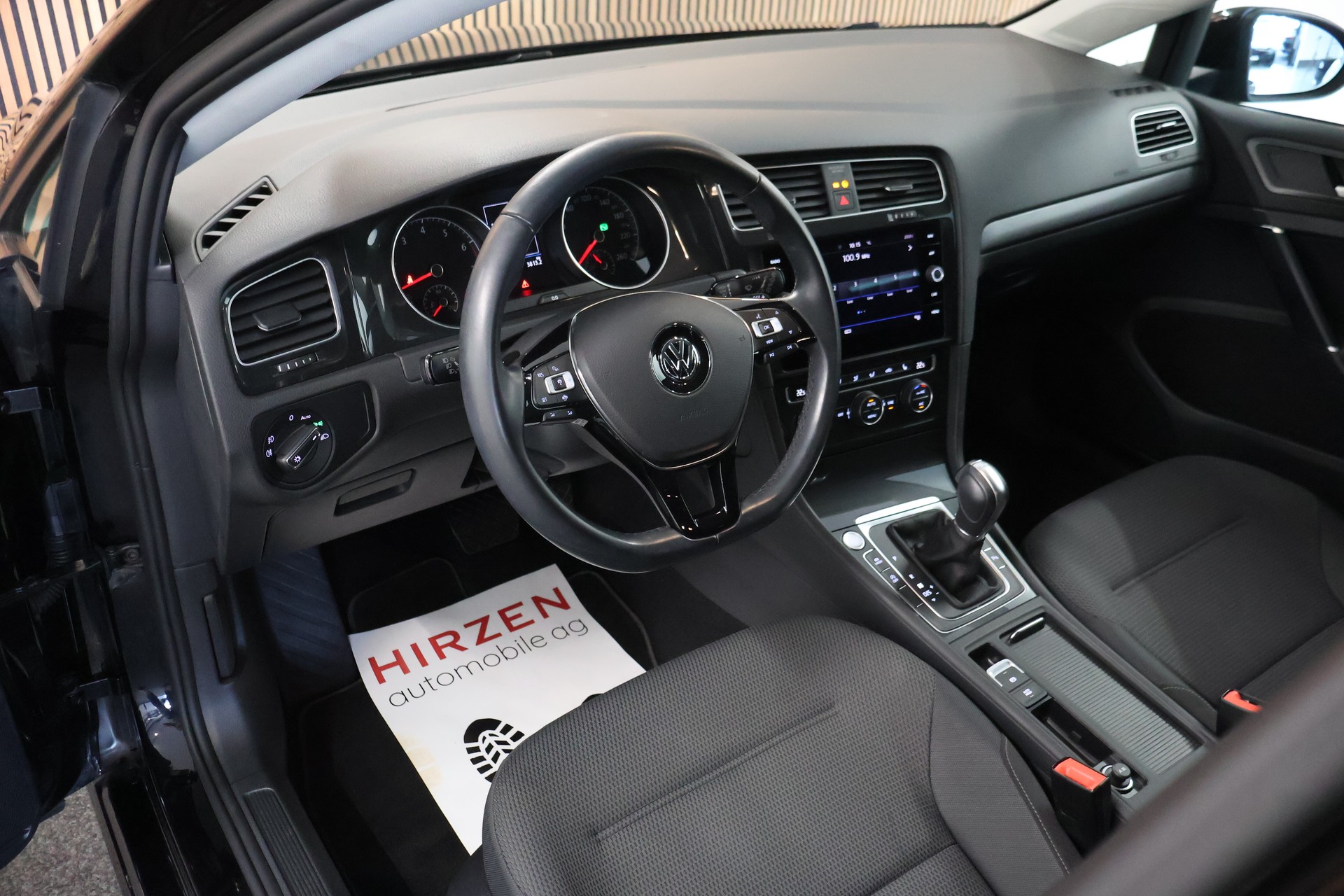 VW Golf 1.5 TSI EVO Comfortline DSG-image-8