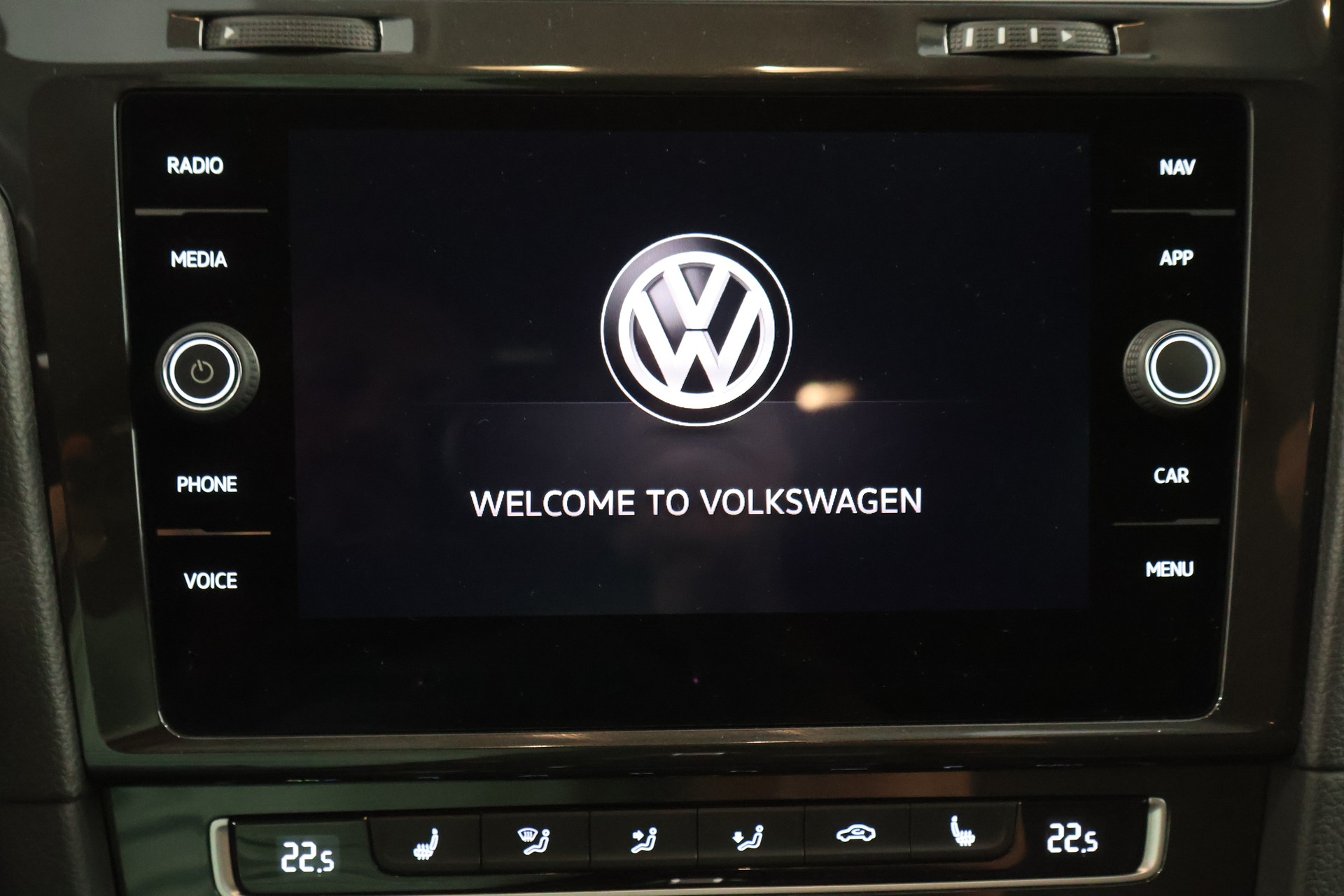 VW Golf 1.5 TSI EVO Comfortline DSG-image-22