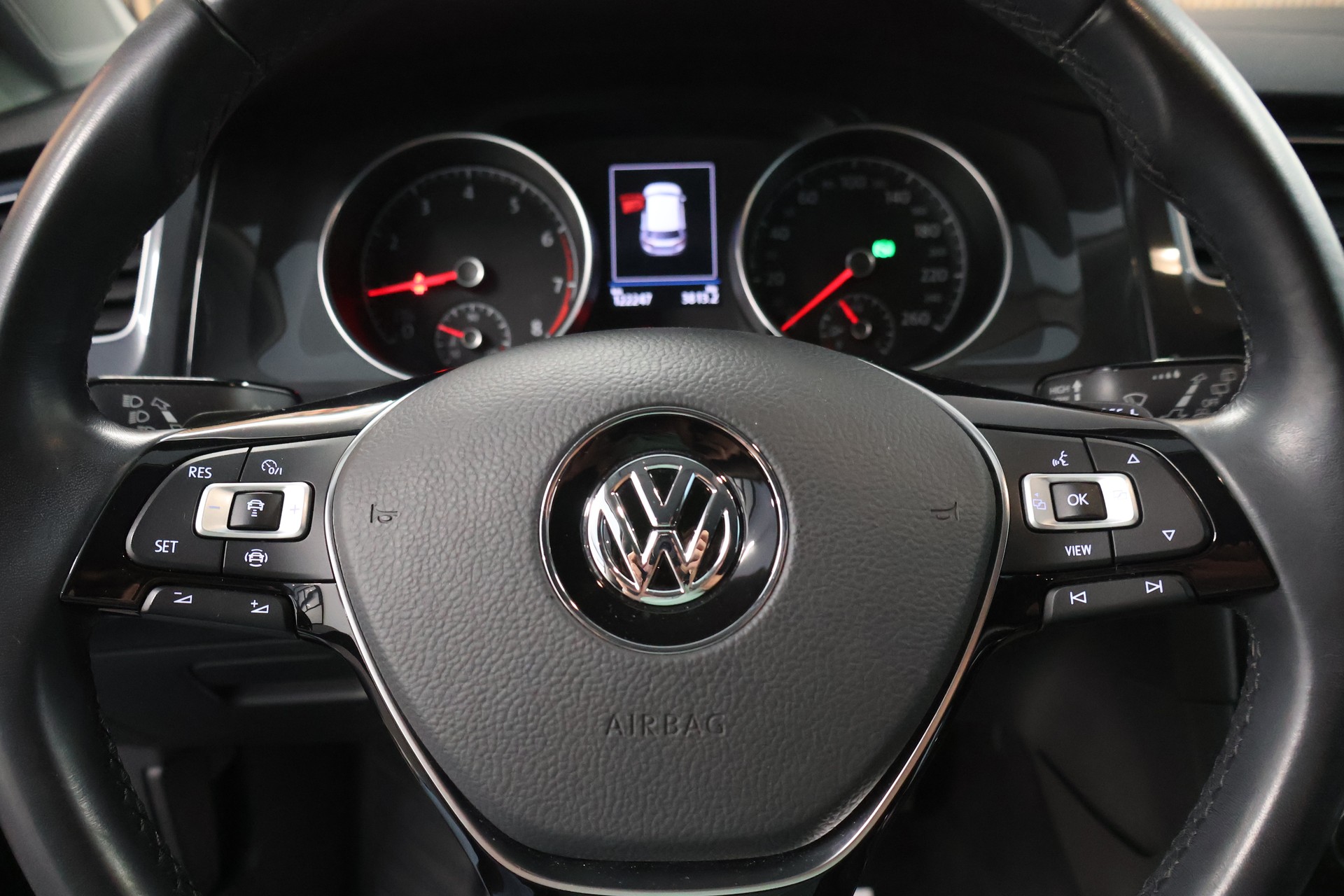 VW Golf 1.5 TSI EVO Comfortline DSG-image-27