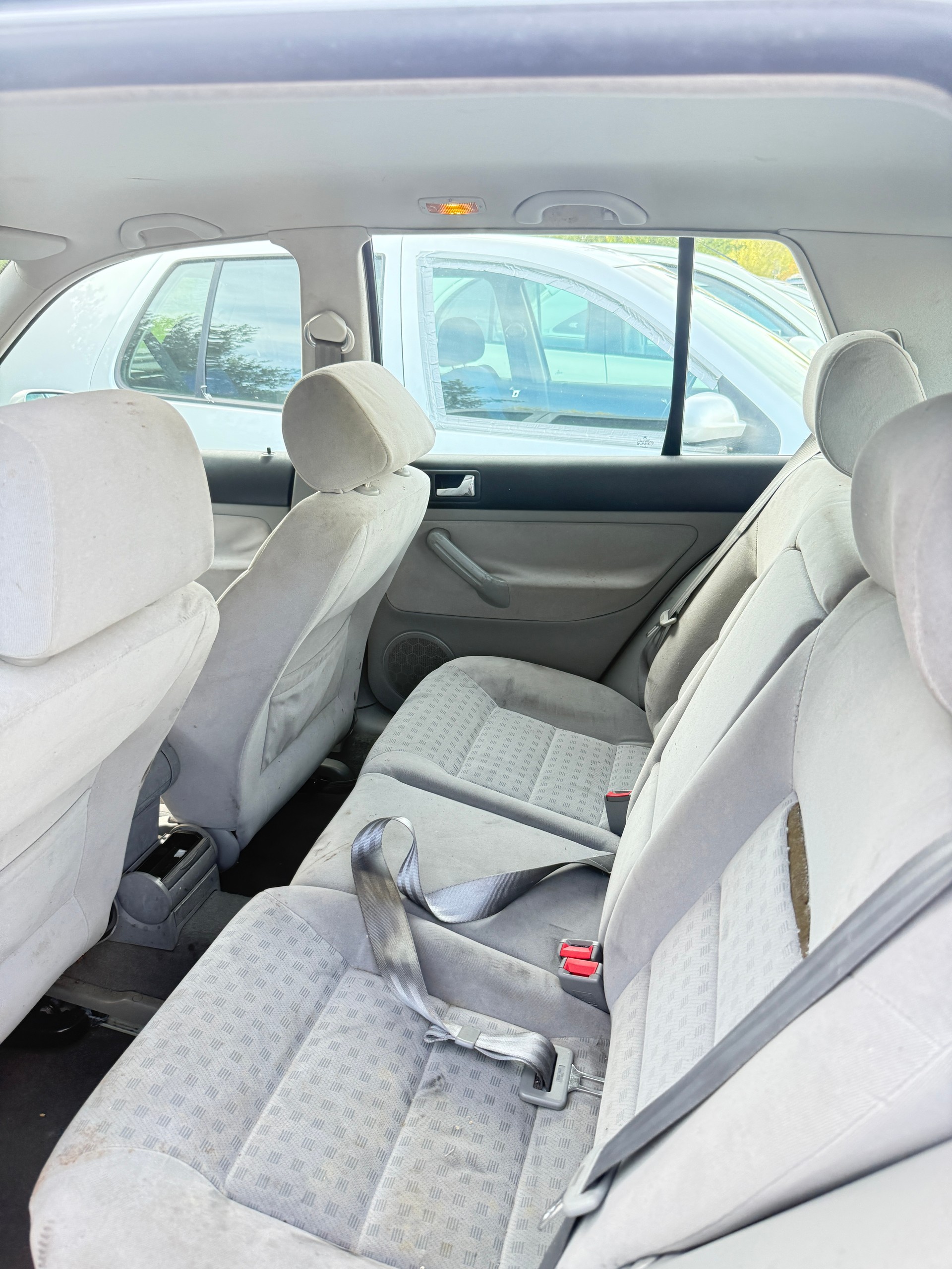 VW Golf 1.6 Automatic-image-6