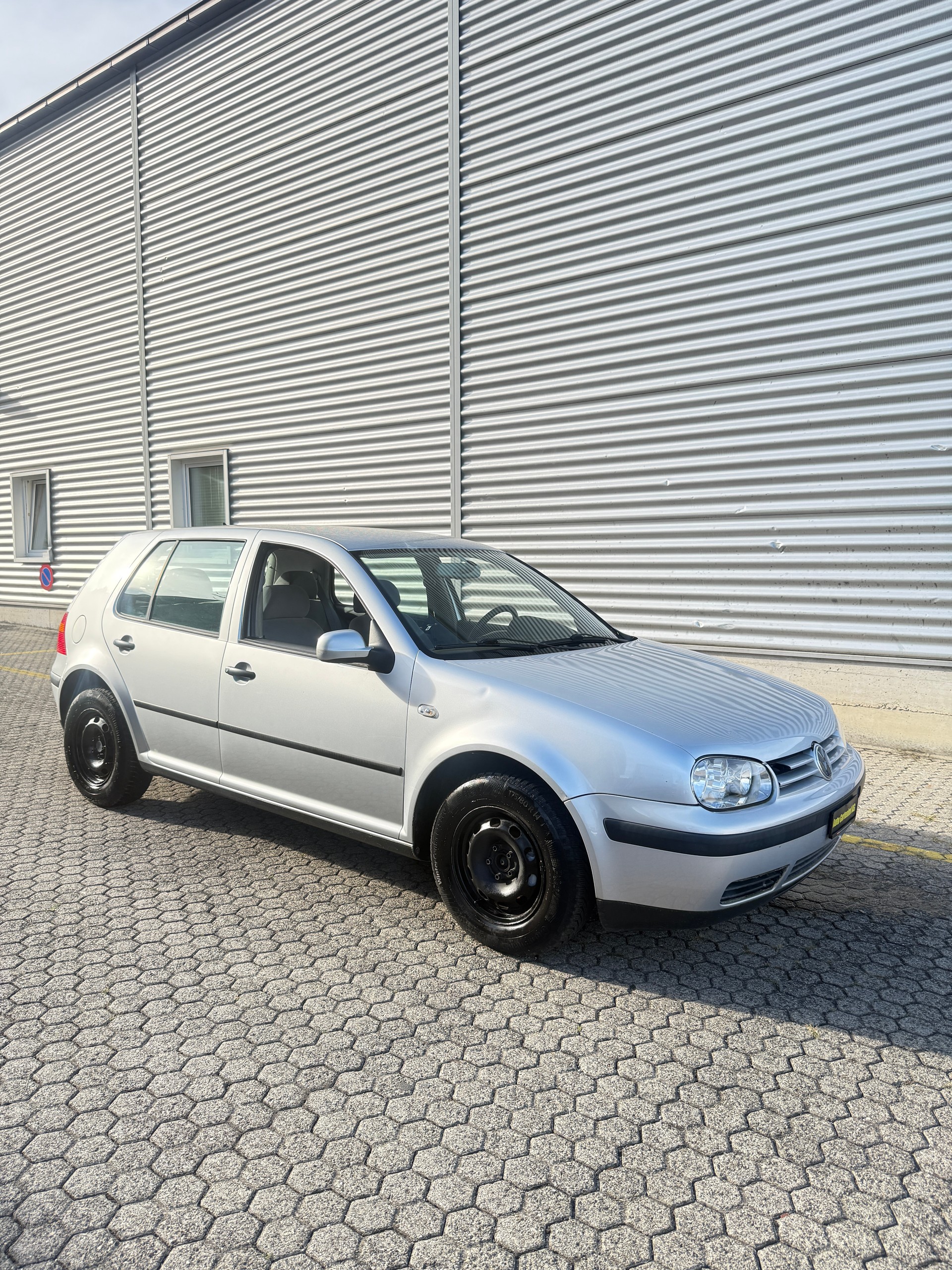 VW Golf 1.6 Automatic