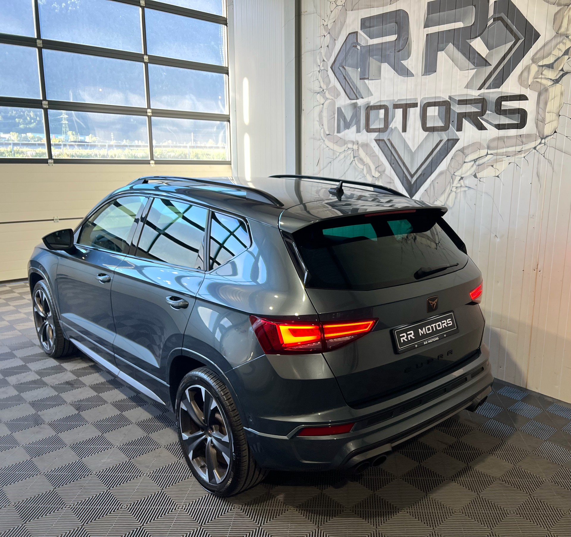 CUPRA Ateca 2.0TSI 4Drive DSG-image-2