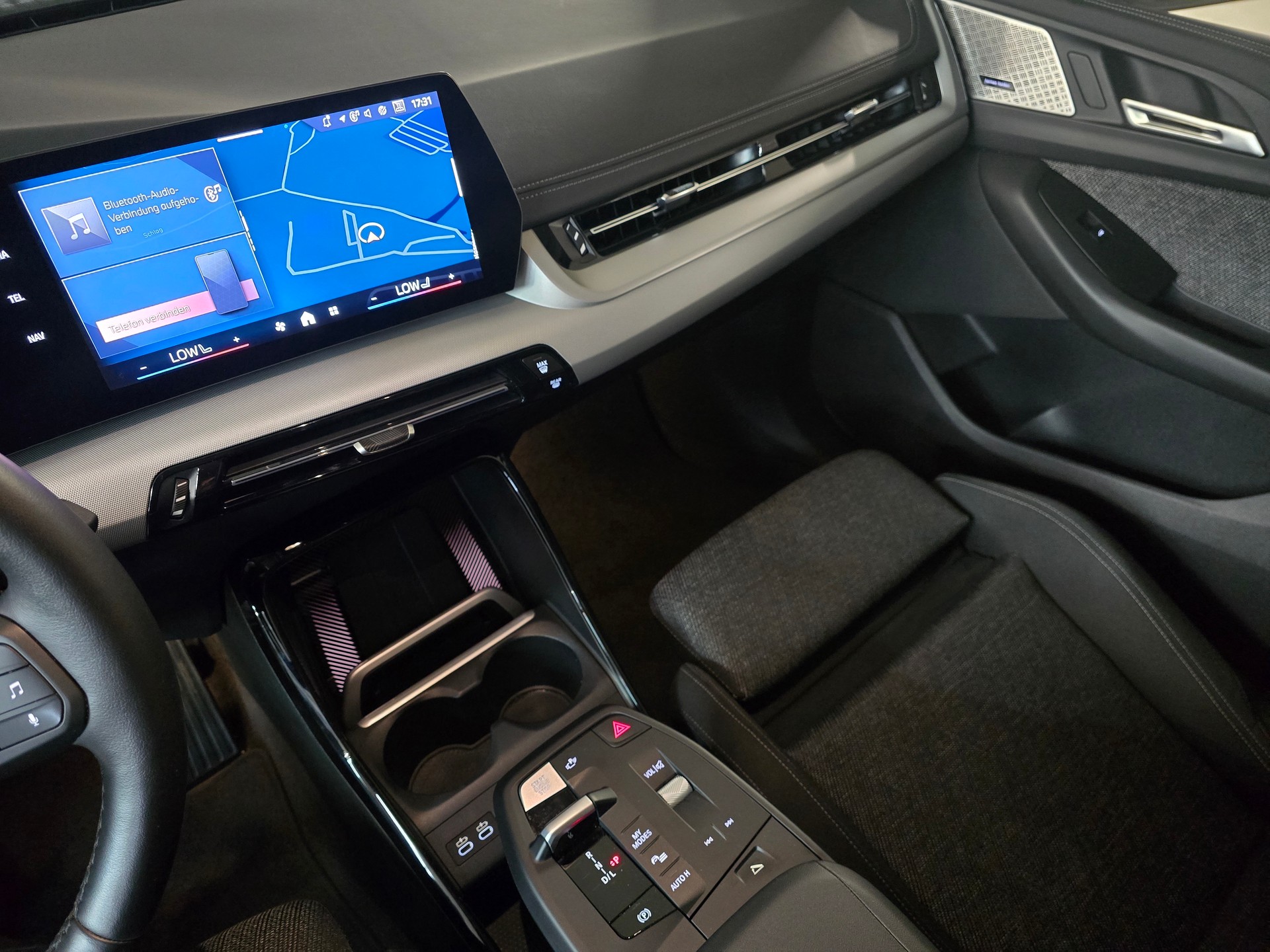 BMW 218 Active Tourer 218d Active Tourer DKG-image-11