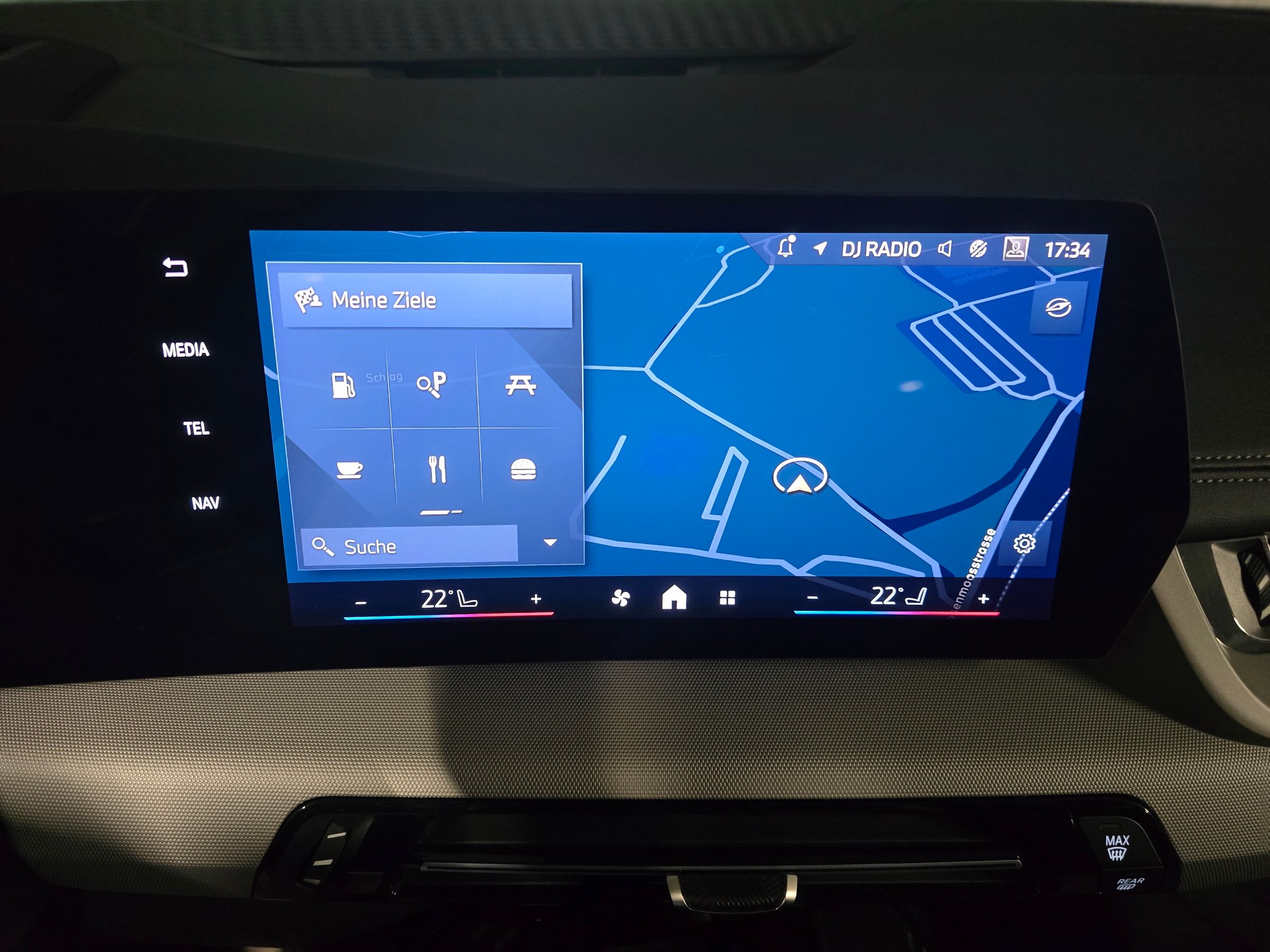 BMW 218 Active Tourer 218d Active Tourer DKG-image-12