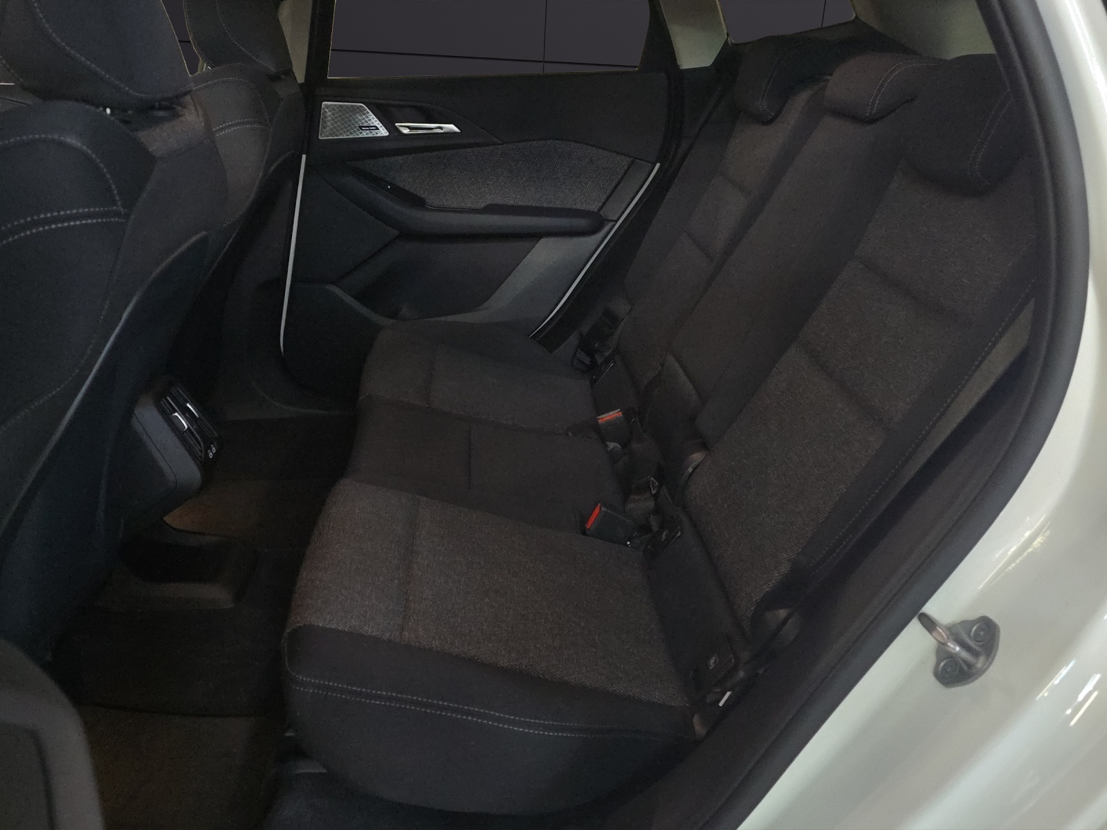 BMW 218 Active Tourer 218d Active Tourer DKG-image-22