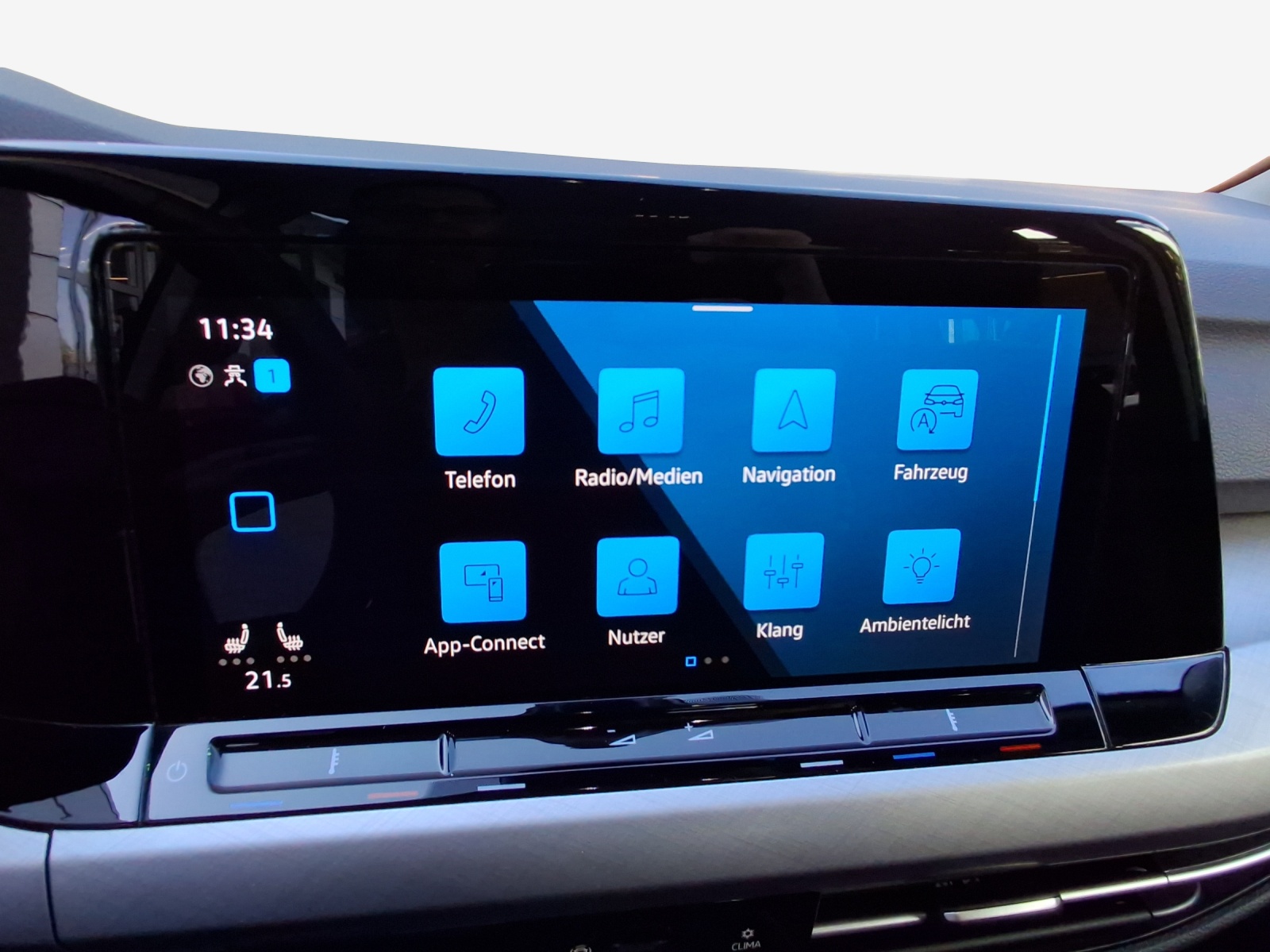 VW Golf 1.0 eTSI mHEV ACTLife DSG-image-10
