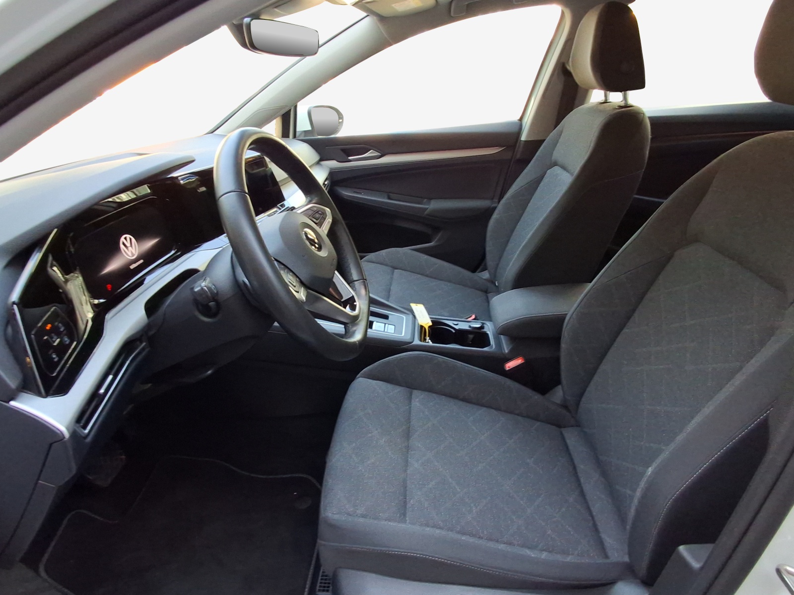 VW Golf 1.0 eTSI mHEV ACTLife DSG-image-7