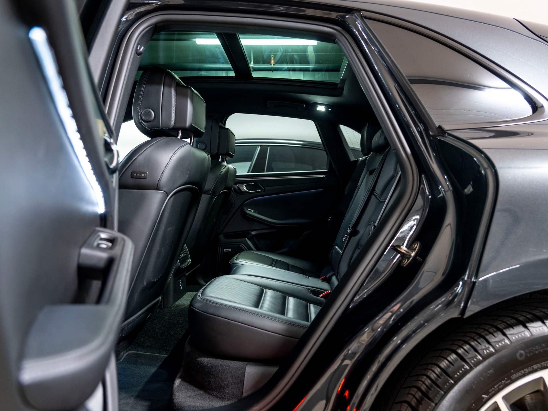 PORSCHE Macan PDK-image-20