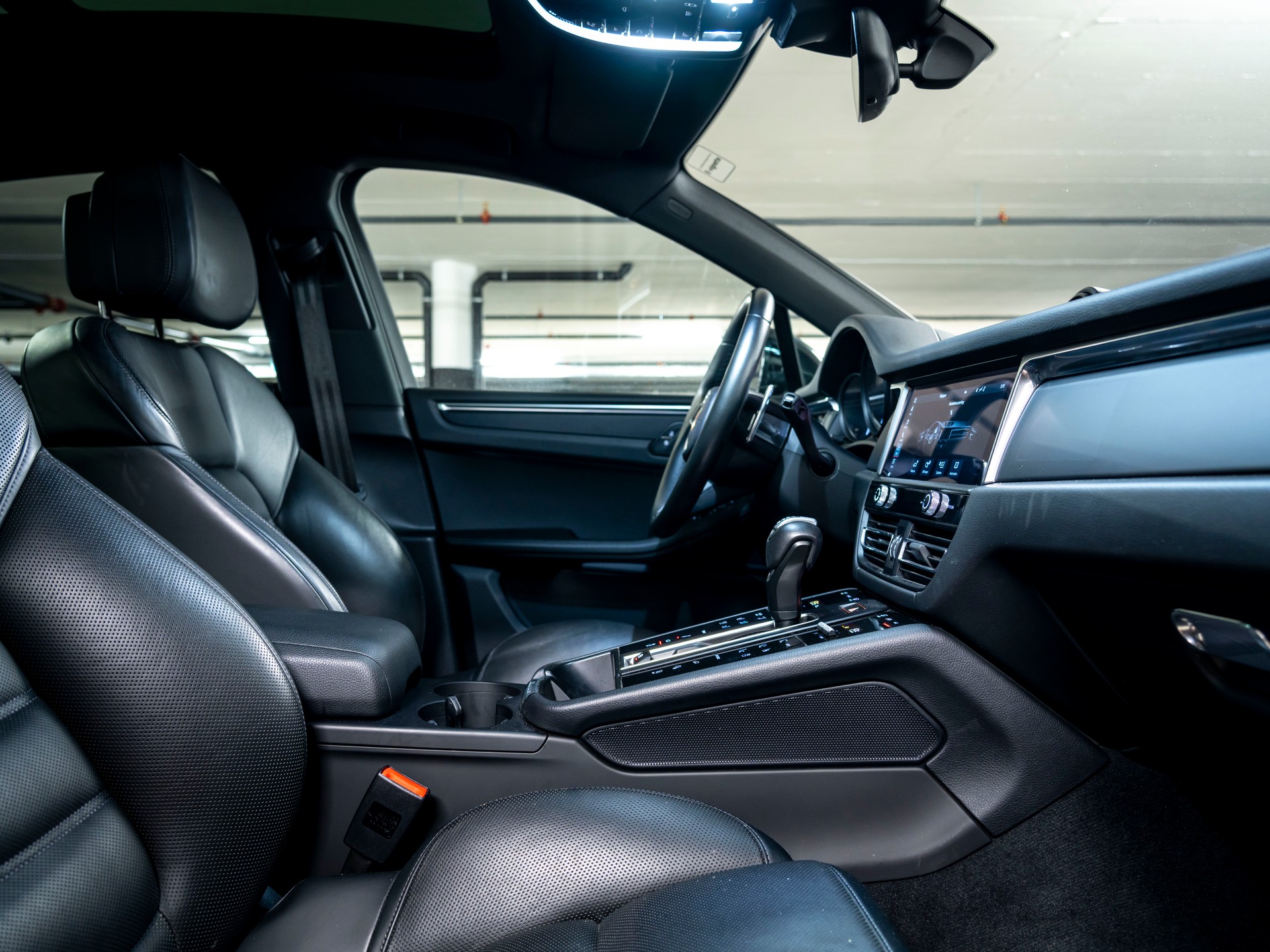 PORSCHE Macan PDK-image-23