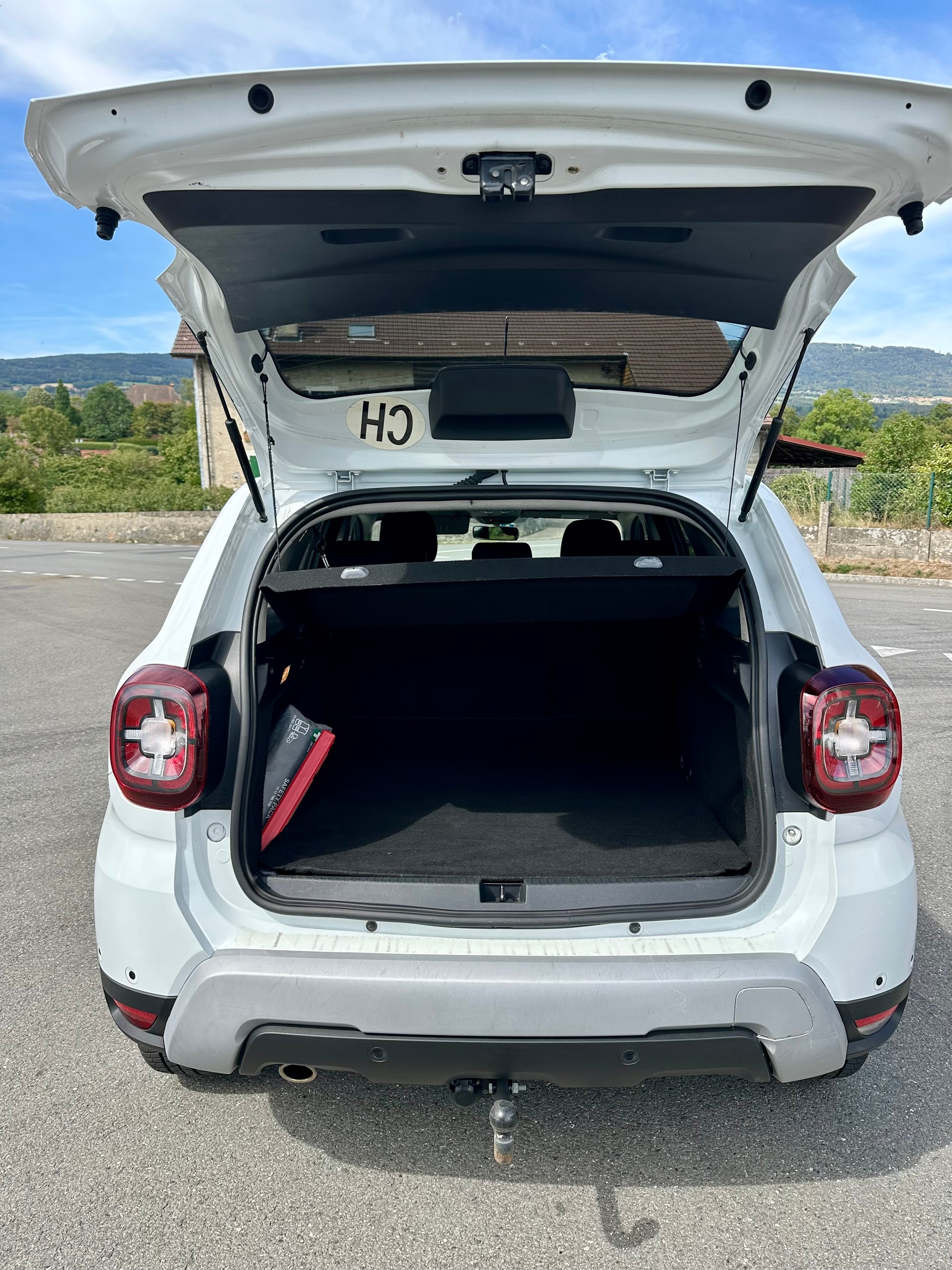 DACIA Duster TCe 130 Prestige 4x4-image-13