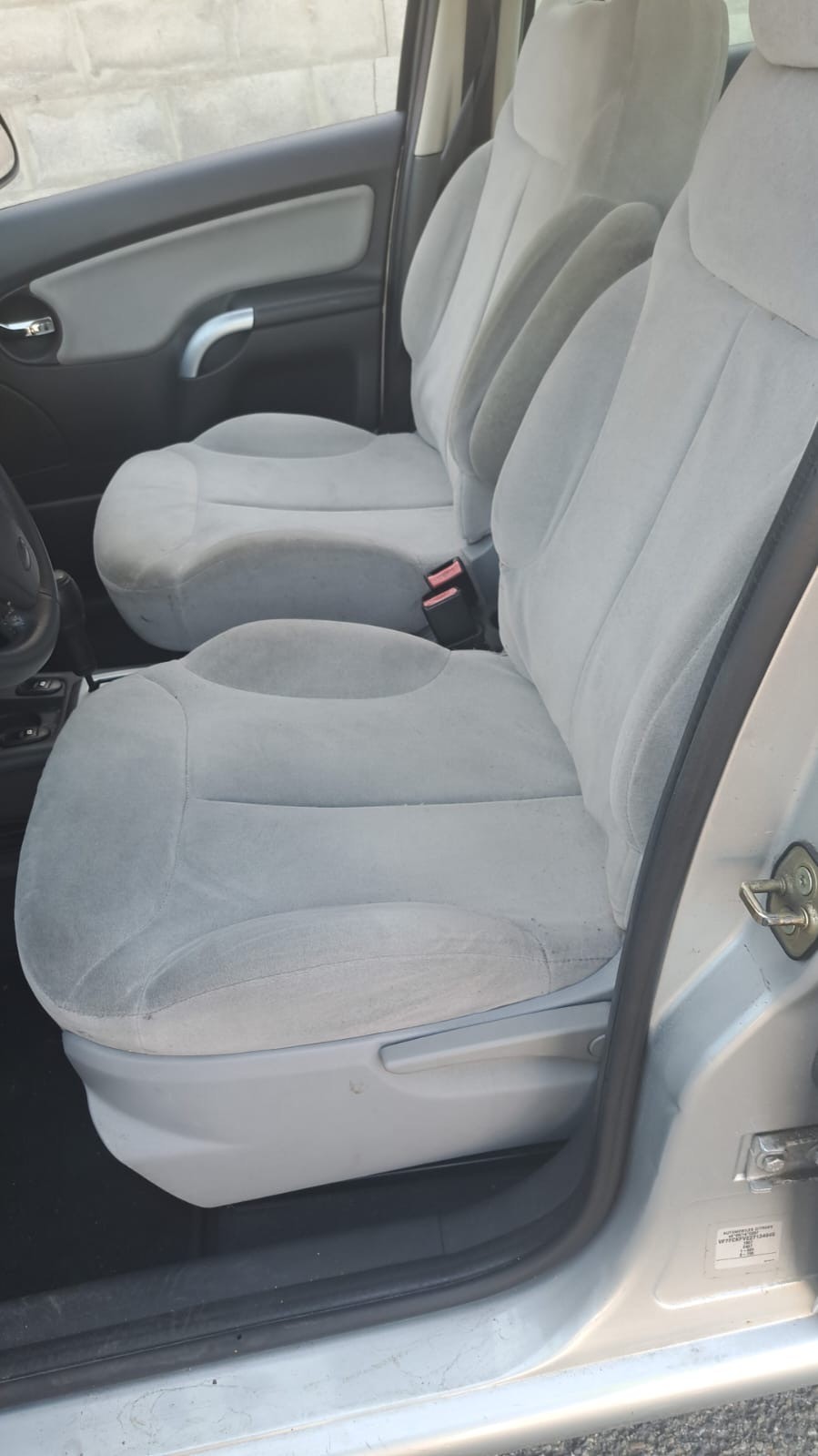 CITROEN C3 1.4i Exclusive AUTOMAT-image-6