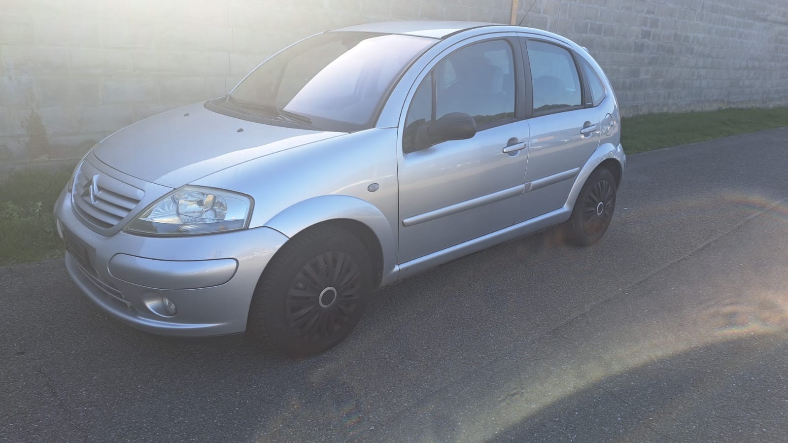 CITROEN C3 1.4i Exclusive AUTOMAT-image-0