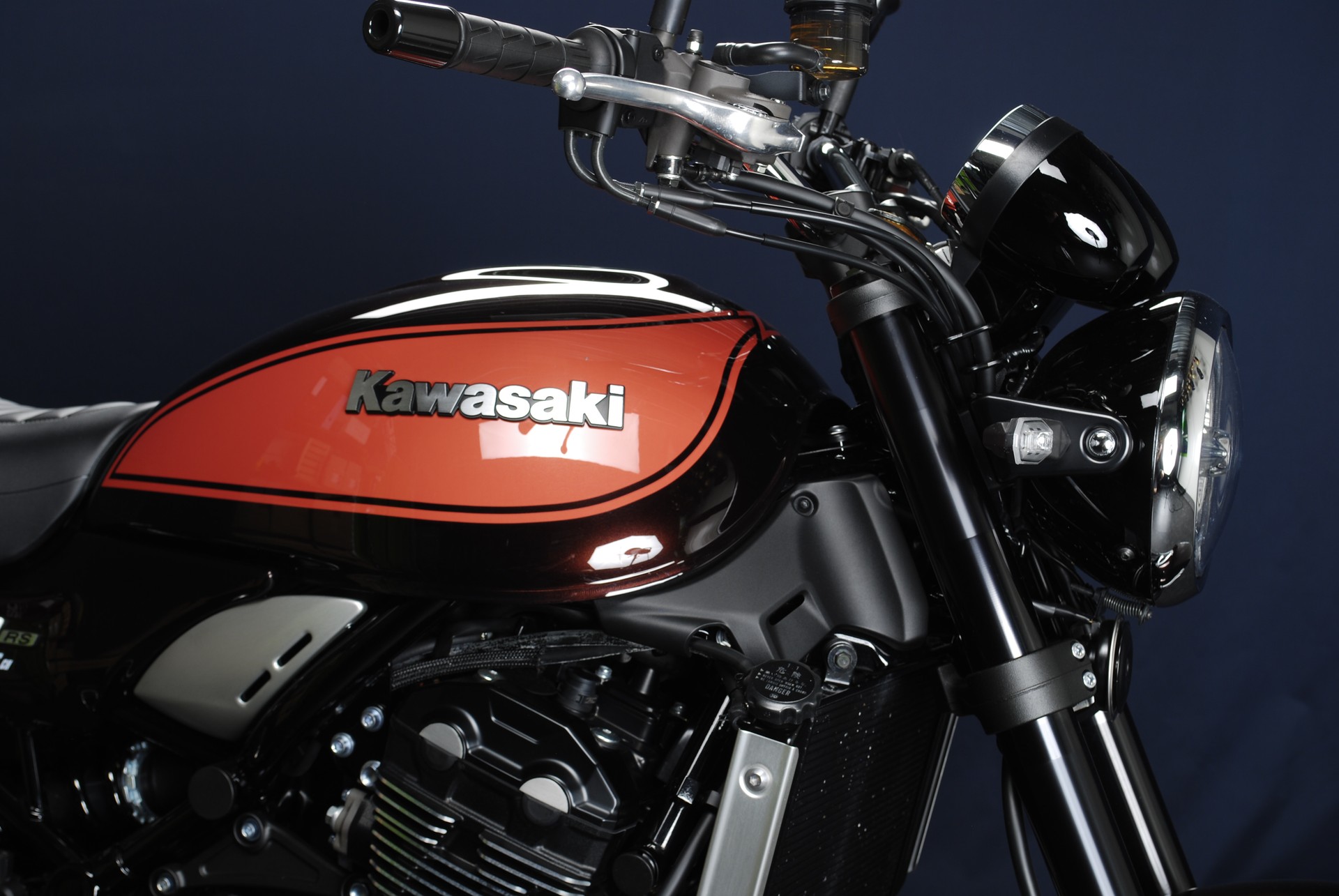 KAWASAKI Z 900 RS MY21-image-5