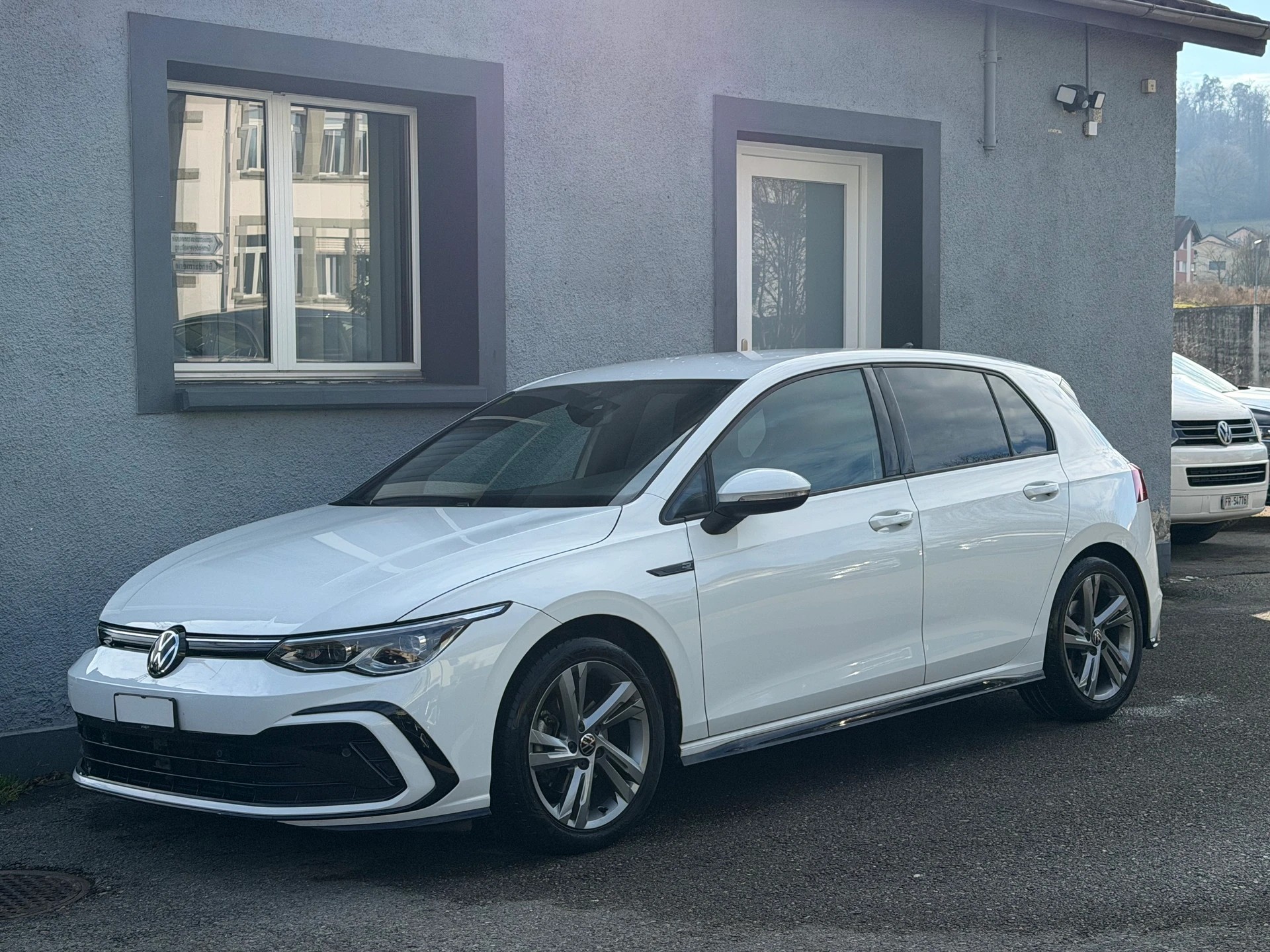 VW Golf 1.5 eTSI mHEV ACT R-Line DSG — slika 1