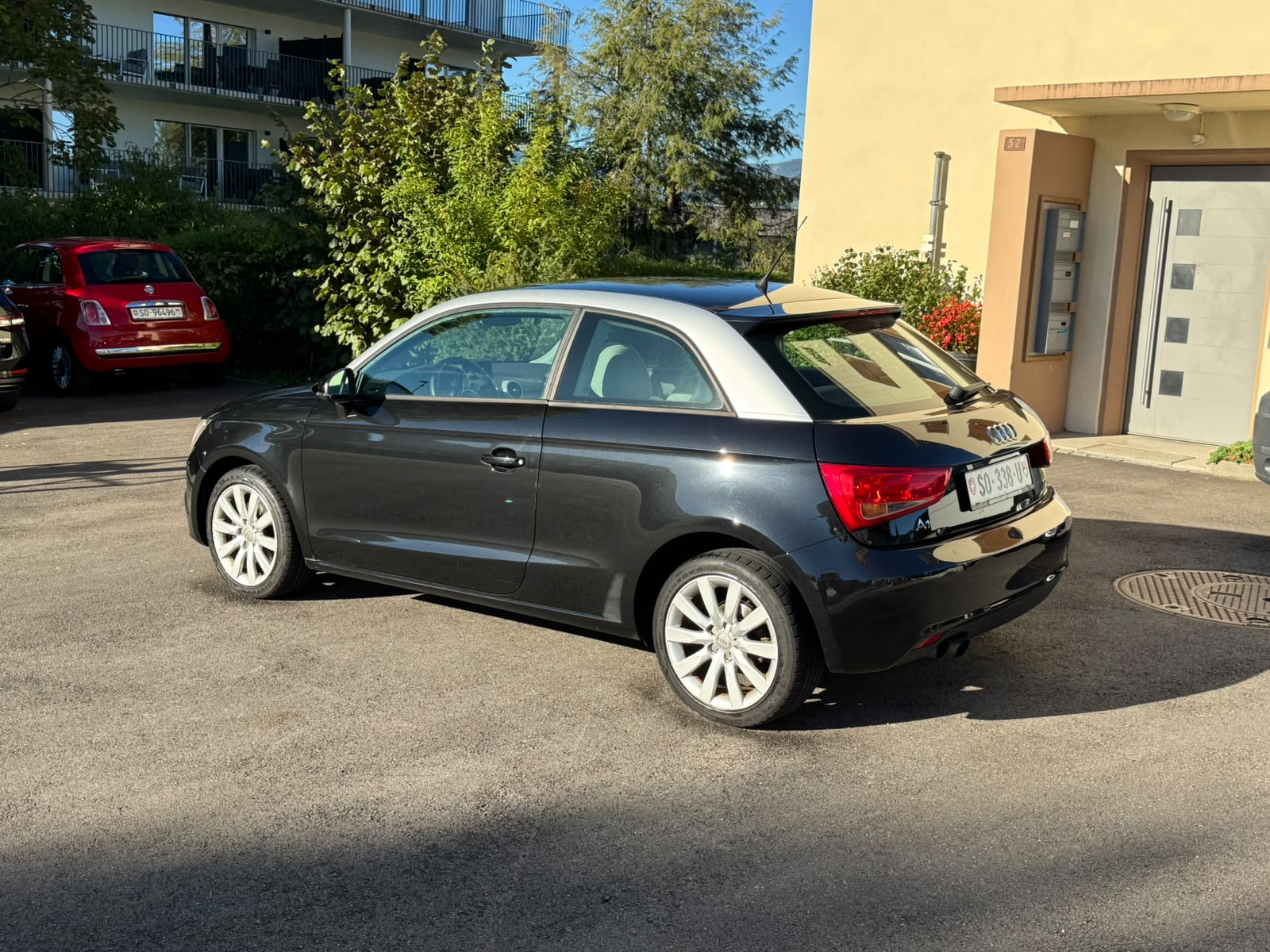 AUDI A1 1.4 TFSI Ambition S-tronic-image-2